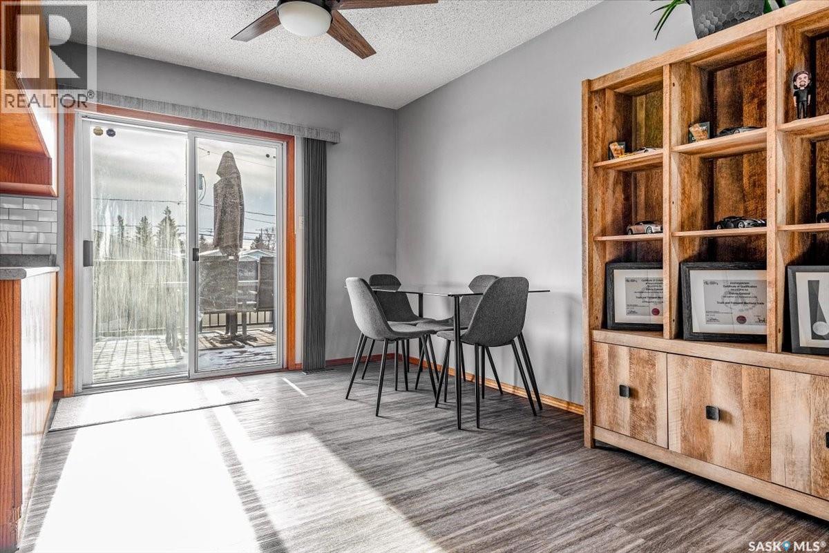 4317 3Rd Avenue N, Regina, SK - Indoor Photo Showing Other Room