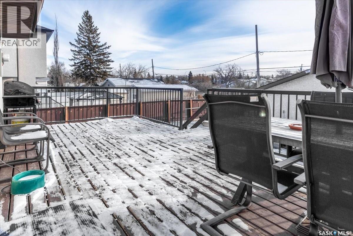 4317 3Rd Avenue N, Regina, SK - Outdoor With Deck Patio Veranda