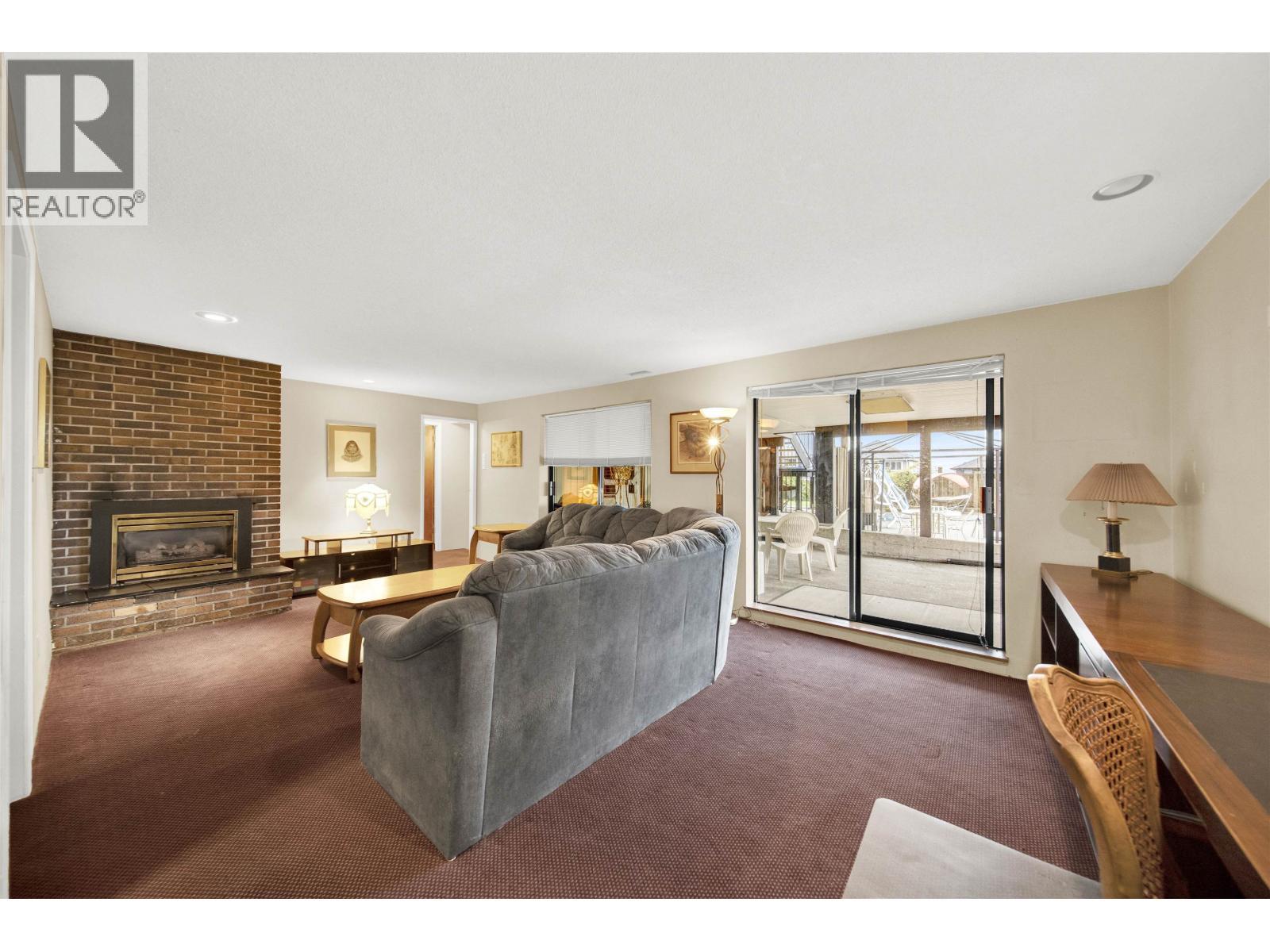 756 Shaw Avenue, Coquitlam, BC - Indoor Photo Showing Other Room With Fireplace
