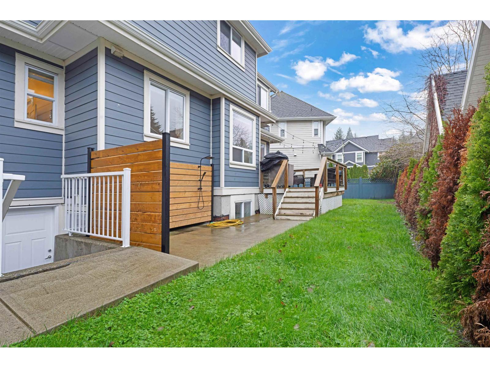 337 171A Street, Surrey, BC - Outdoor