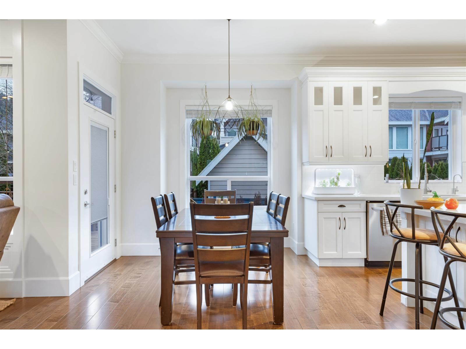 337 171A Street, Surrey, BC - Indoor Photo Showing Dining Room