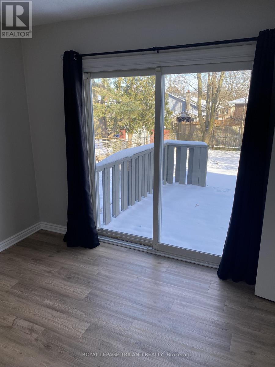 Back Porch - Main - 1072 Jalna Boulevard, London South (South X), ON - Indoor Photo Showing Other Room