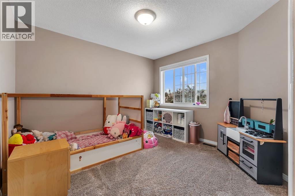 405 Kincora Drive Nw, Calgary, AB - Indoor Photo Showing Bedroom