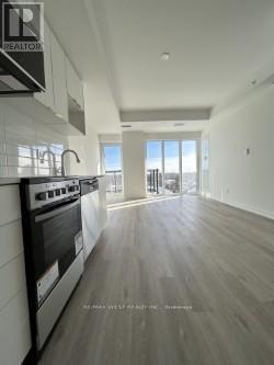 708 - 4569 Kingston Road, Toronto, ON - Indoor Photo Showing Kitchen