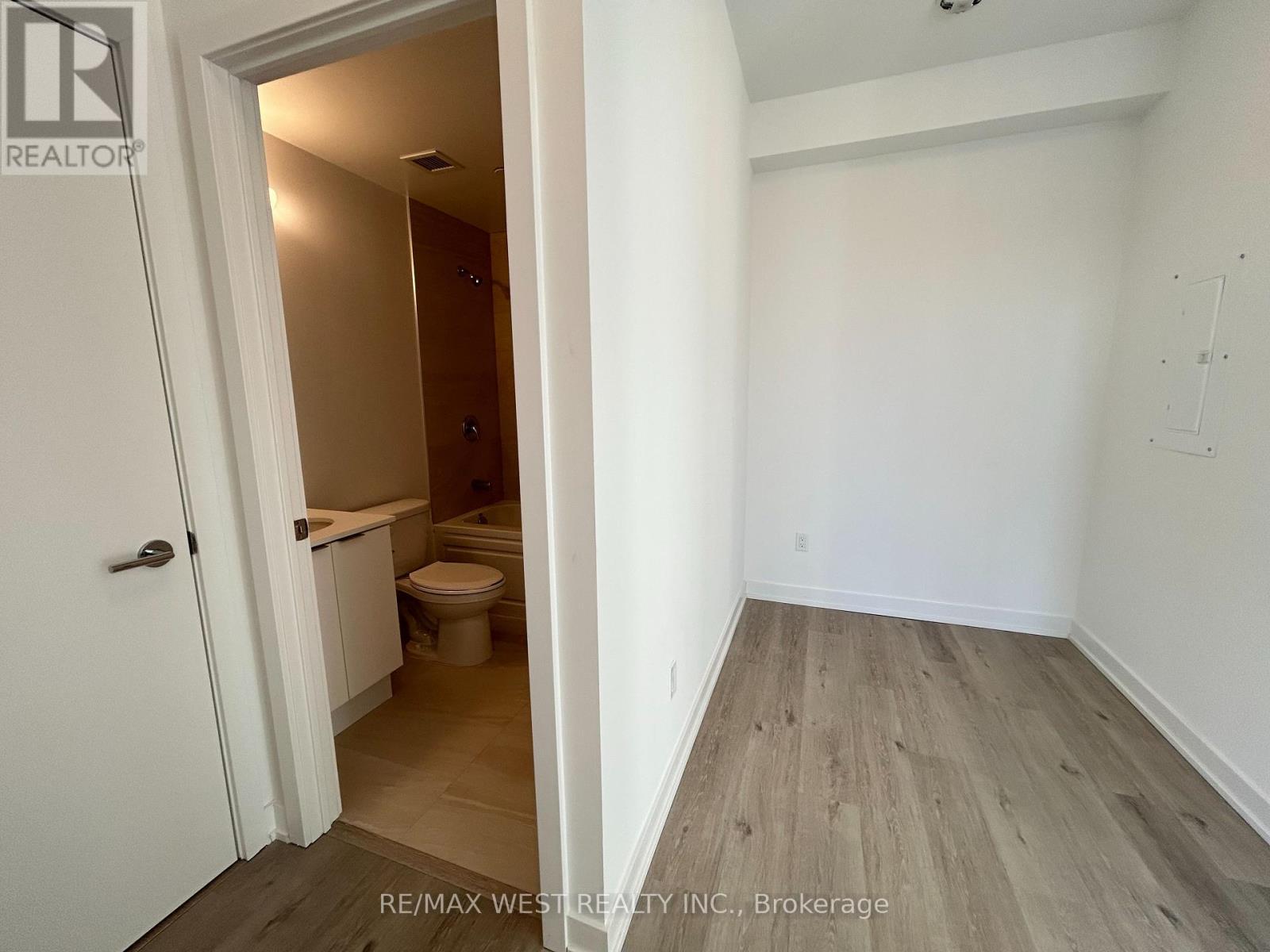 708 - 4569 Kingston Road, Toronto, ON - Indoor Photo Showing Other Room