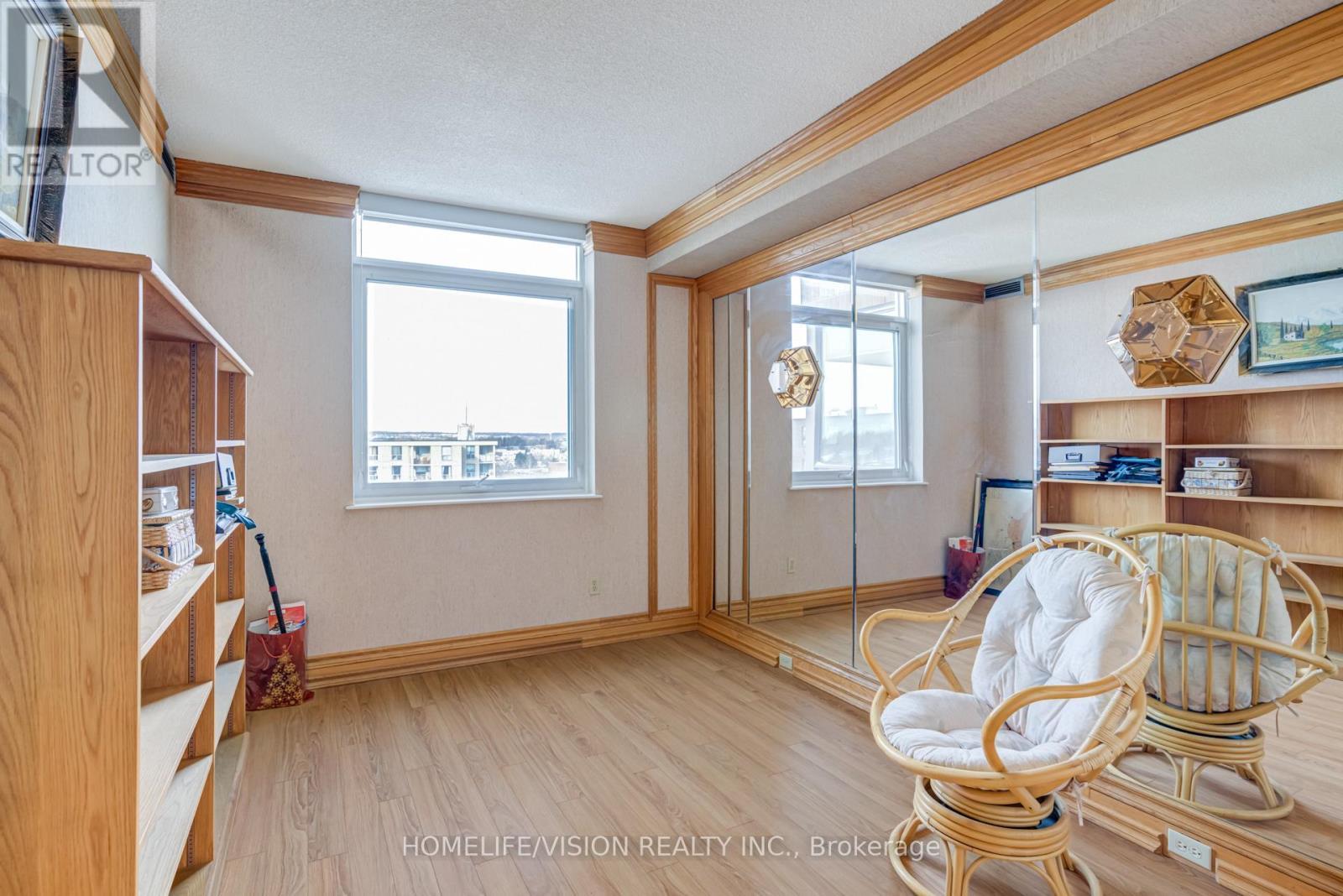 807 - 326 Major Mackenzie Drive E, Richmond Hill, ON - Indoor Photo Showing Other Room