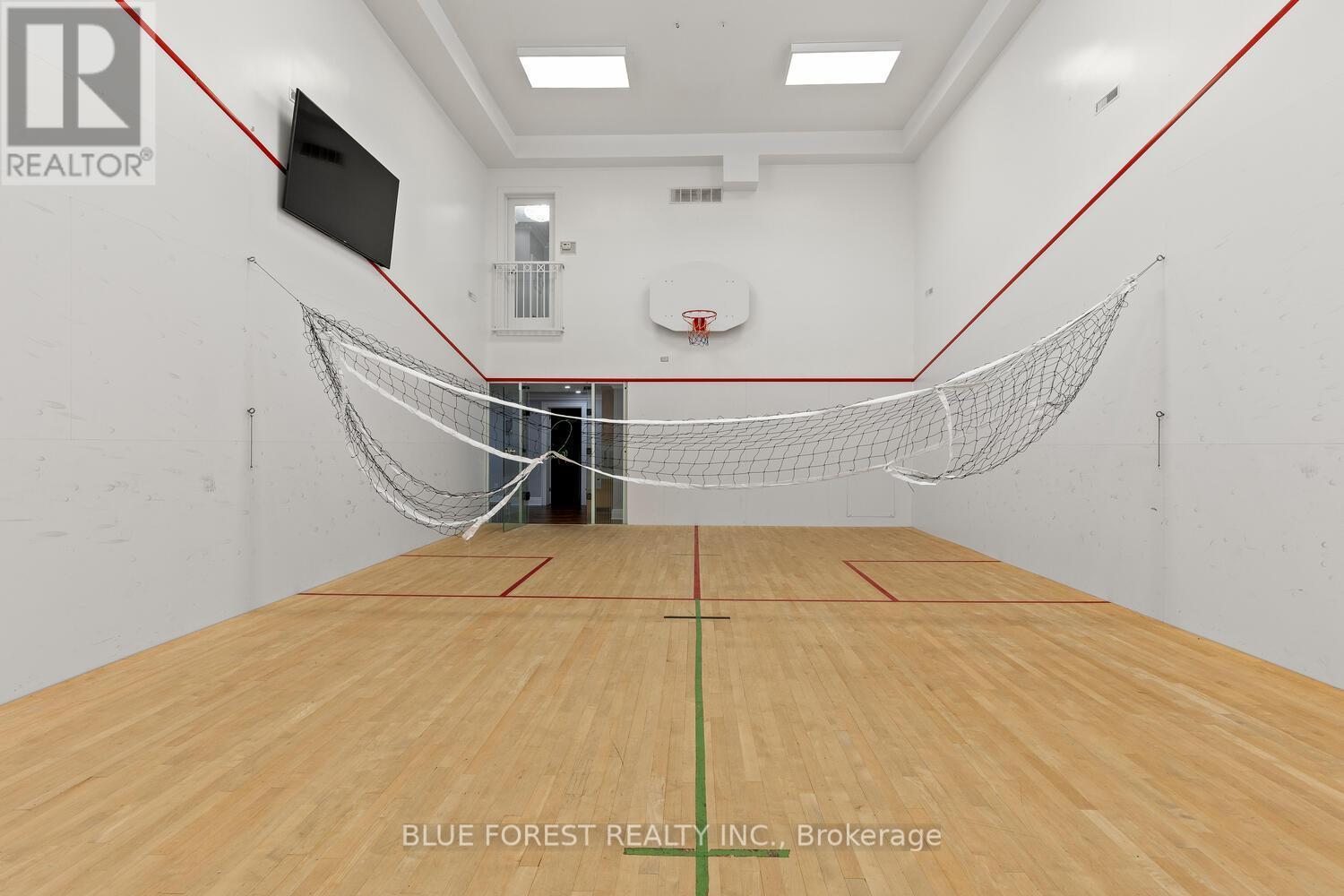 2955 Catherine Street, Thames Centre (Dorchester), ON - Indoor Photo Showing Other Room