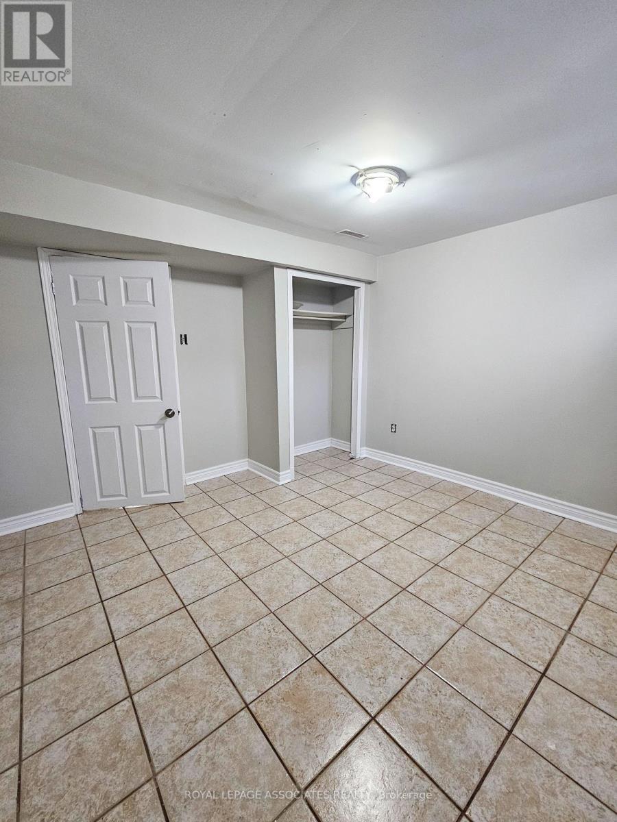 Bsmt - 175 Ecclestone Drive, Brampton, ON - Indoor Photo Showing Other Room
