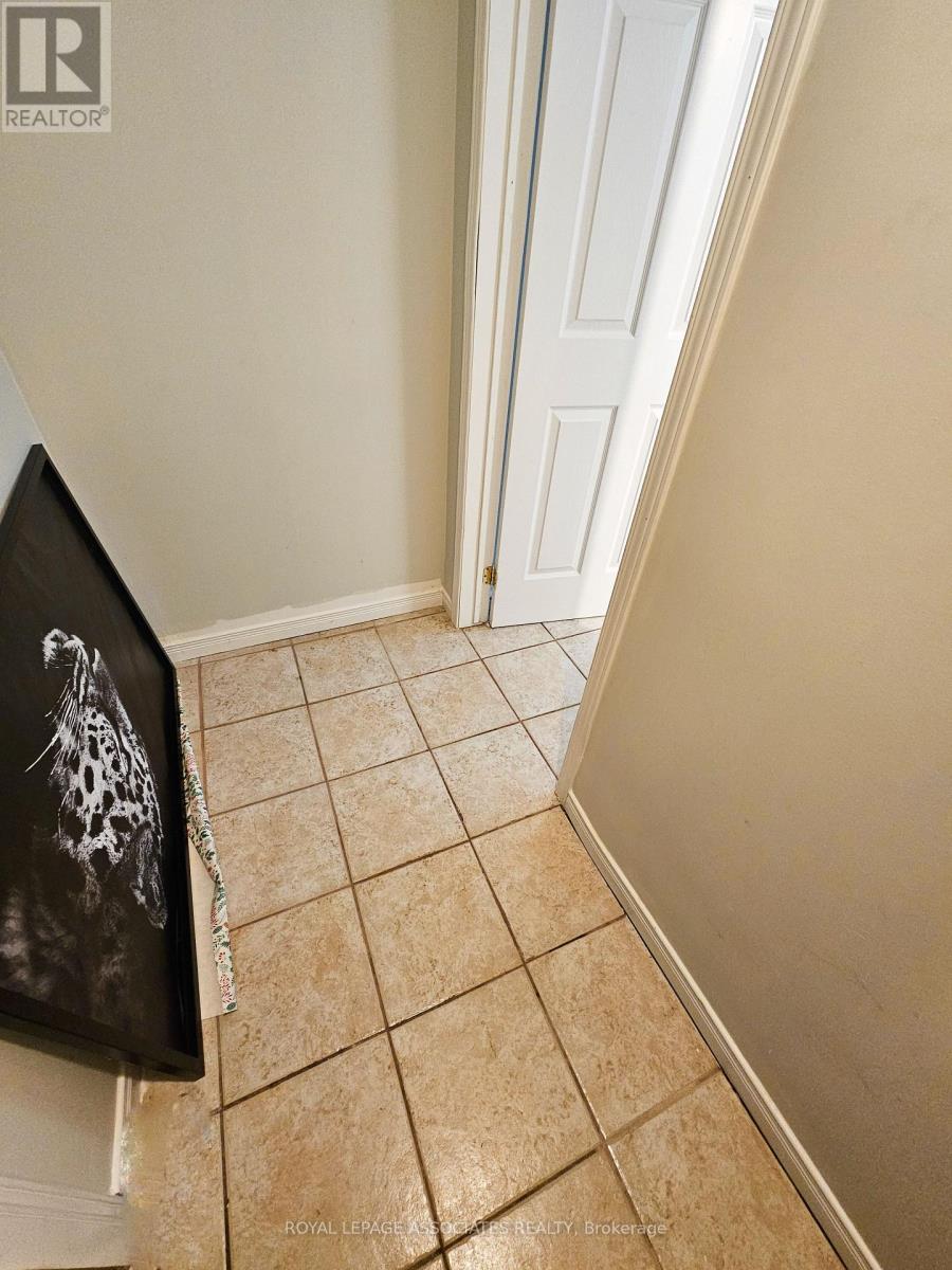 Bsmt - 175 Ecclestone Drive, Brampton, ON - Indoor Photo Showing Other Room