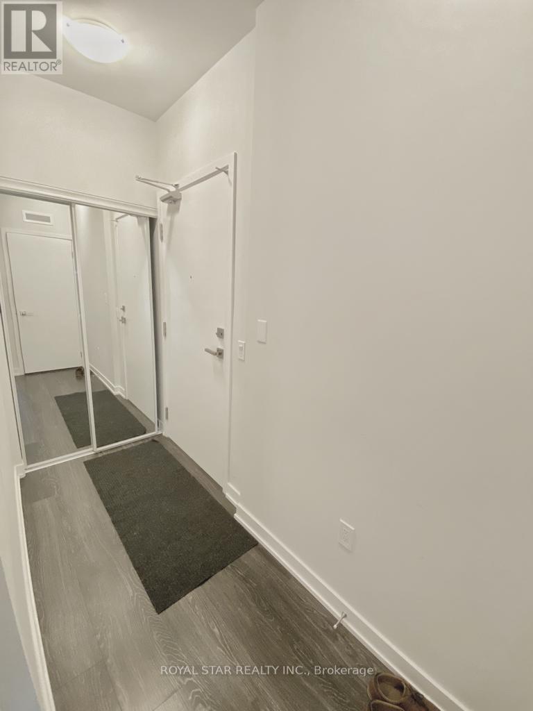 621 - 4055 Parkside Village Drive, Mississauga, ON - Indoor Photo Showing Other Room
