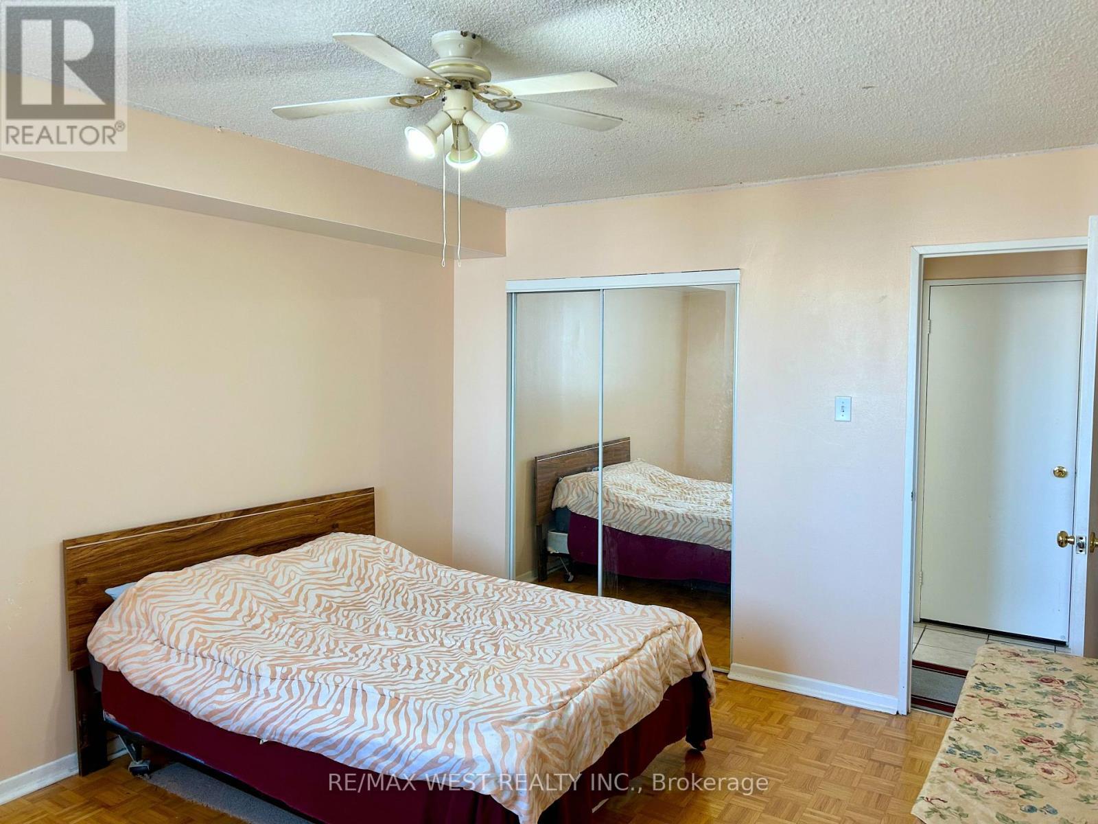 1510 - 5 San Romano Way, Toronto, ON - Indoor Photo Showing Bedroom