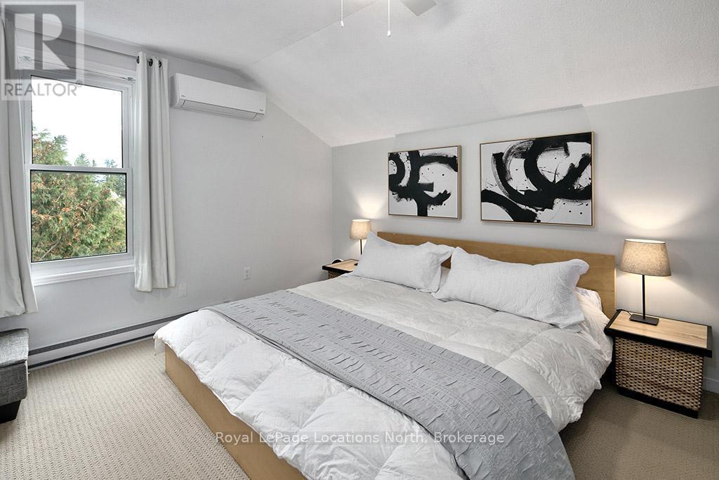 38 - 127 Alfred Street W, Blue Mountains, ON - Indoor Photo Showing Bedroom