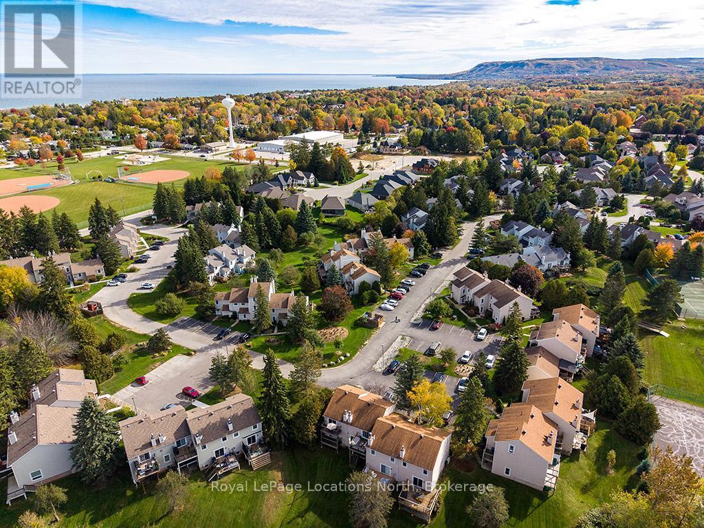 38 - 127 Alfred Street W, Blue Mountains, ON - Outdoor With View
