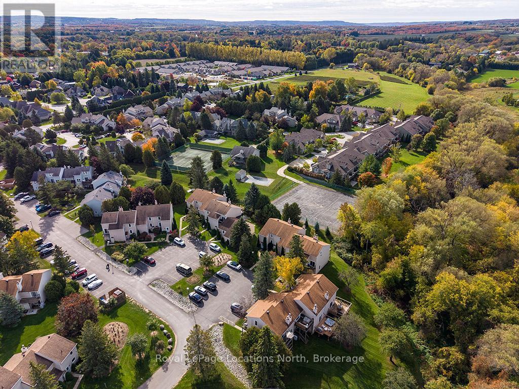 38 - 127 Alfred Street W, Blue Mountains, ON - Outdoor With View