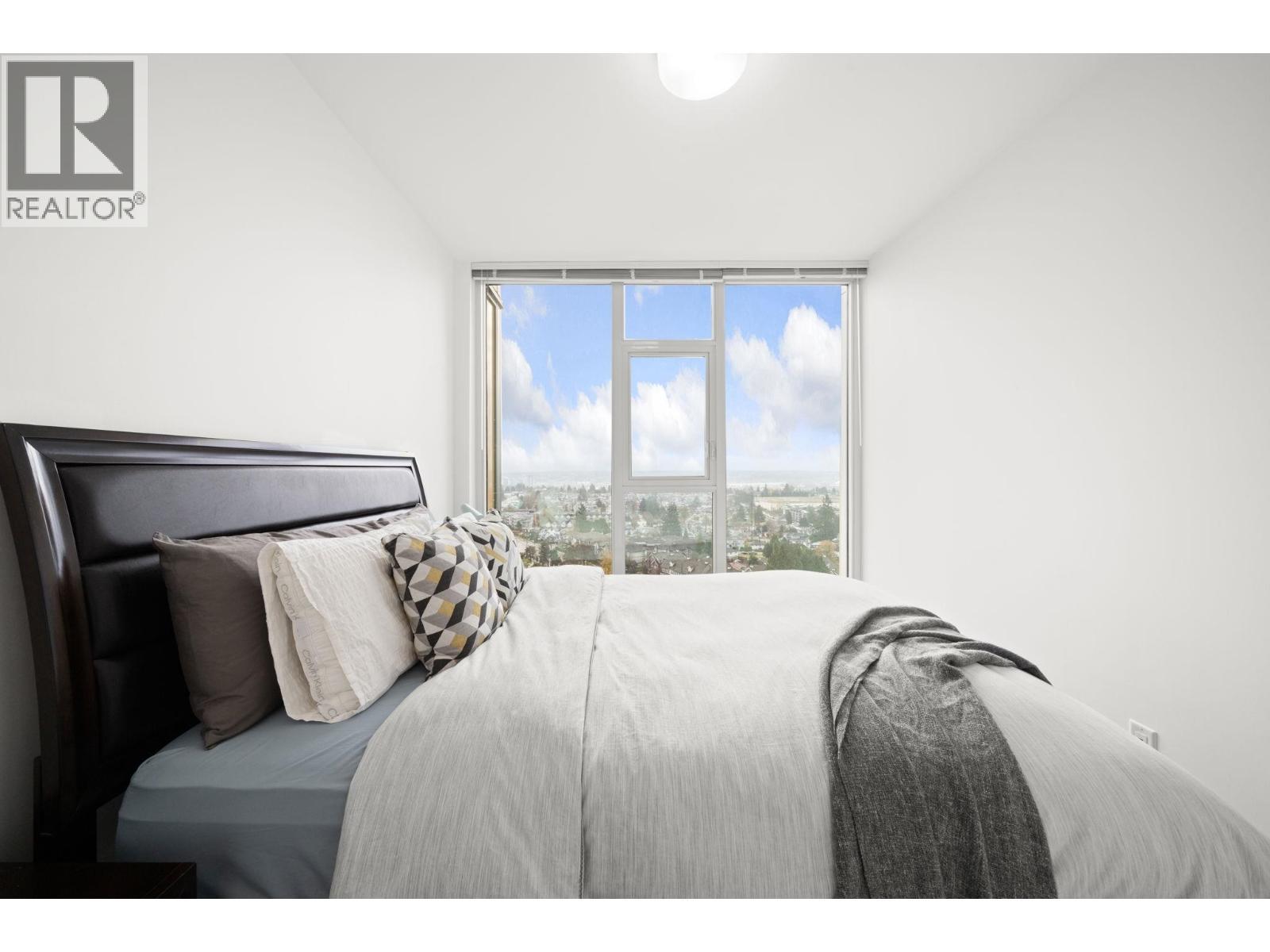 1610 7303 Noble Lane Avenue, Burnaby, BC - Indoor Photo Showing Bedroom