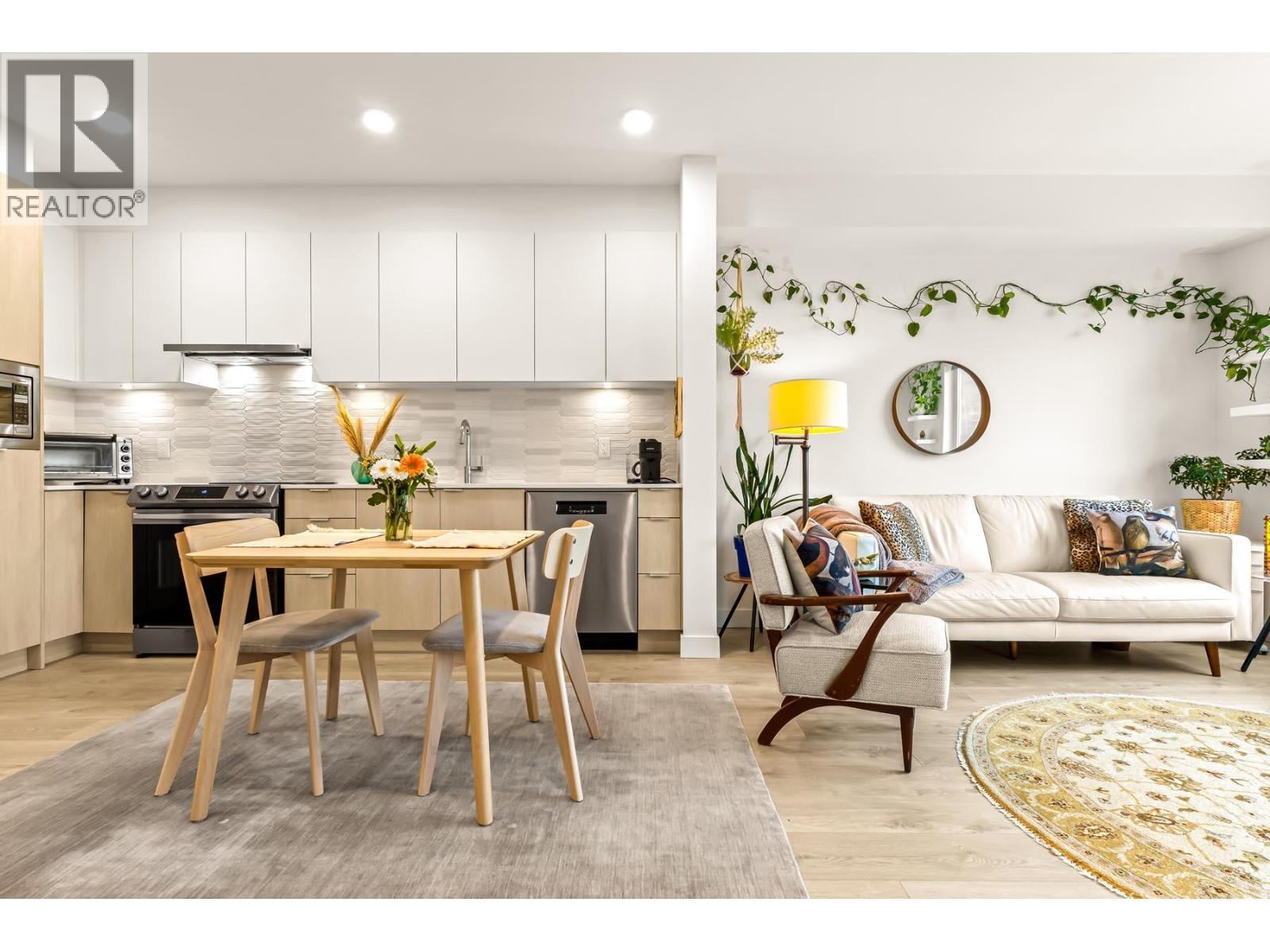 328 2499 Rabbit Drive, Tsawwassen, BC - Indoor