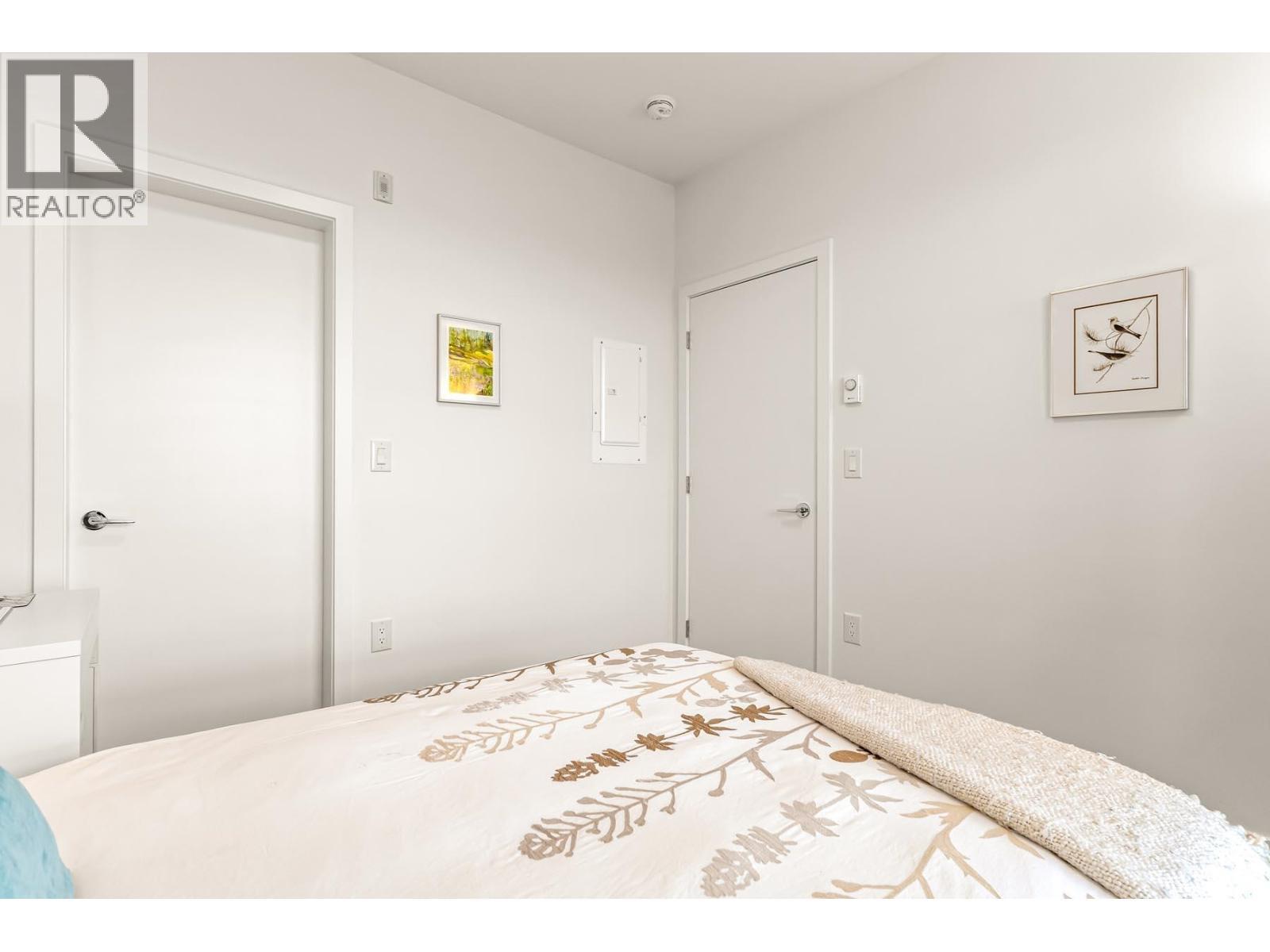 328 2499 Rabbit Drive, Tsawwassen, BC - Indoor Photo Showing Bedroom