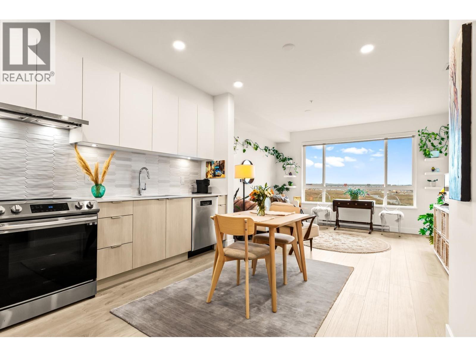 328 2499 Rabbit Drive, Tsawwassen, BC - Indoor