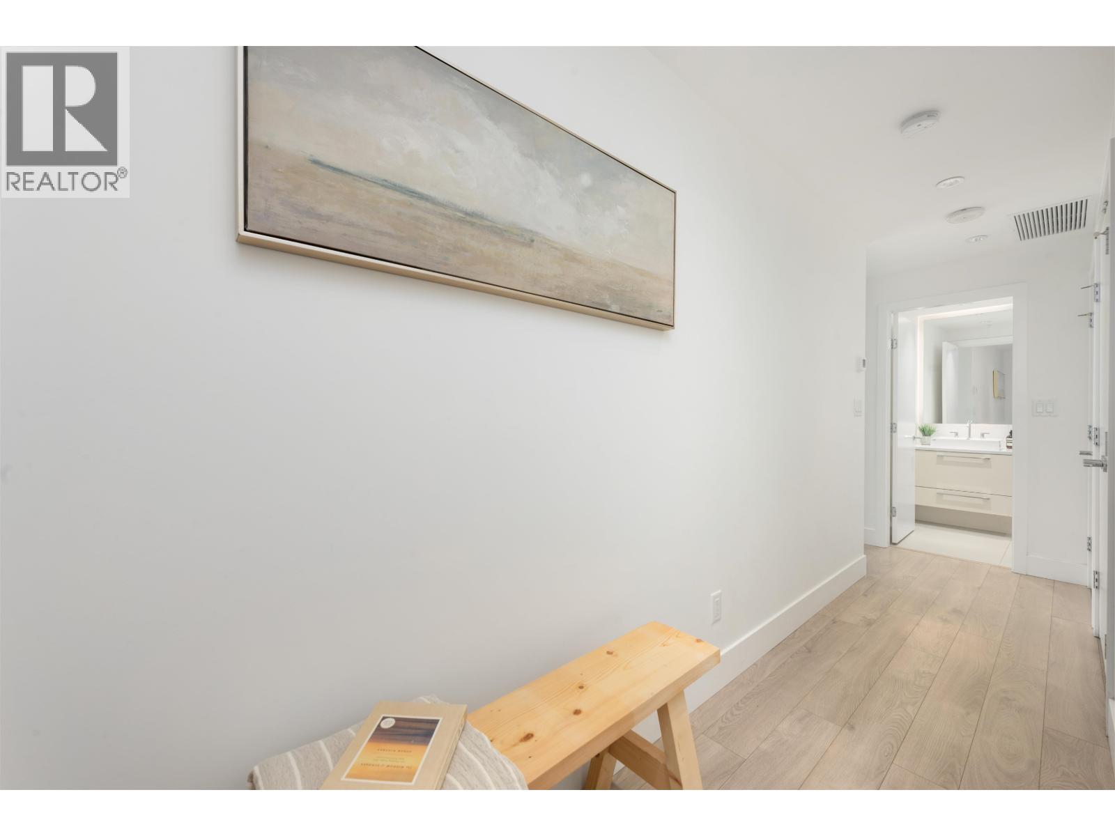 2310 7358 Edmonds Street, Burnaby, BC - Indoor Photo Showing Other Room