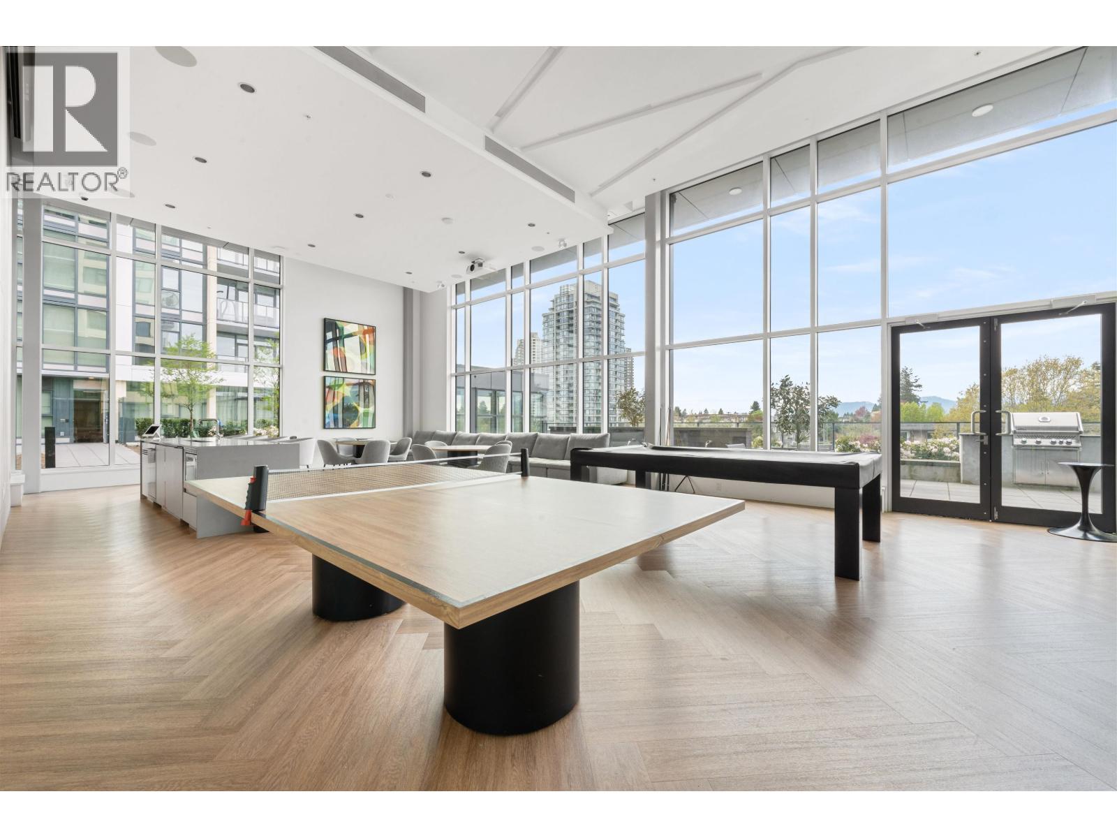 2310 7358 Edmonds Street, Burnaby, BC - Indoor