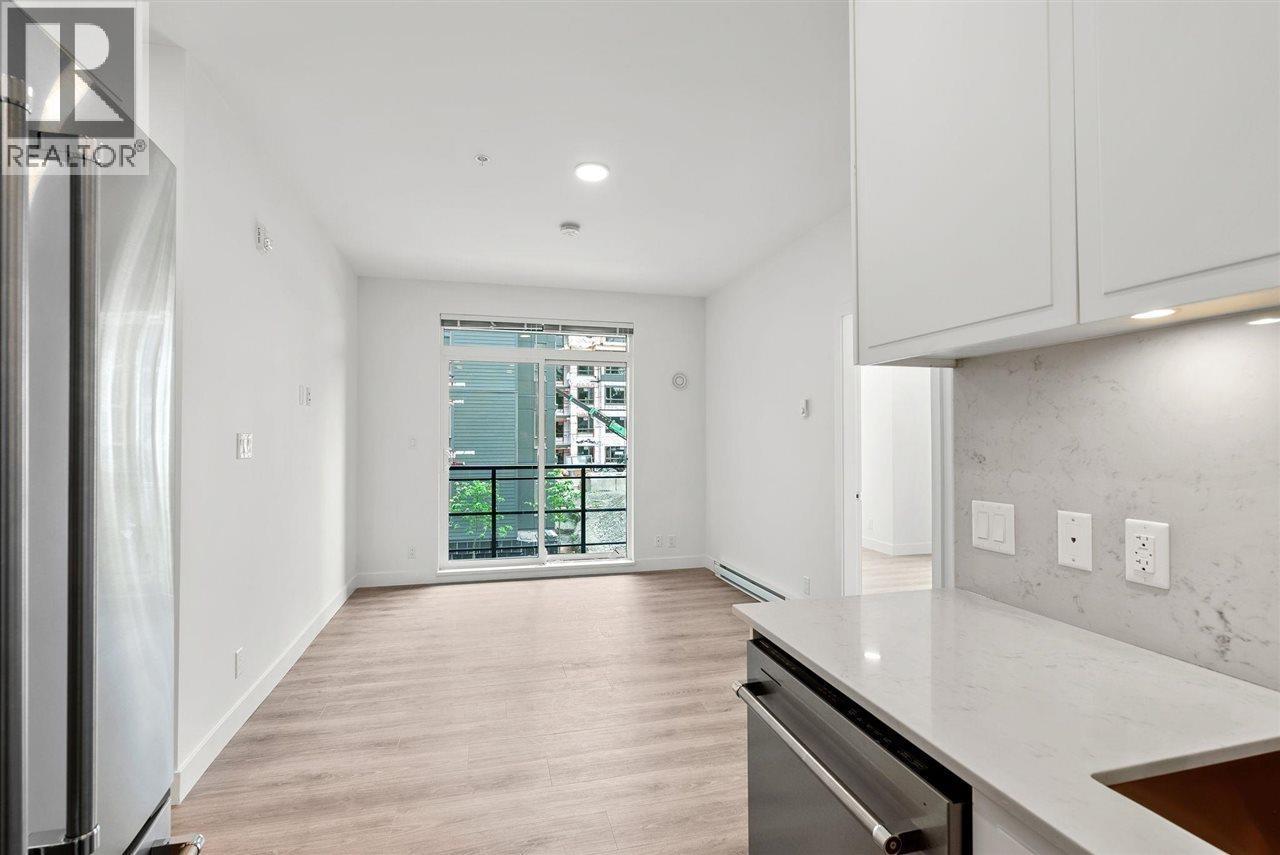 314 700 Clarke Road, Coquitlam, BC - Indoor