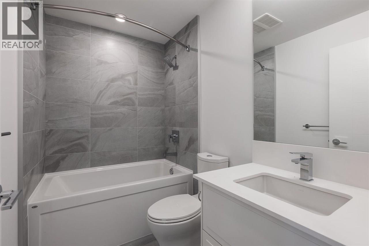 314 700 Clarke Road, Coquitlam, BC - Indoor Photo Showing Bathroom
