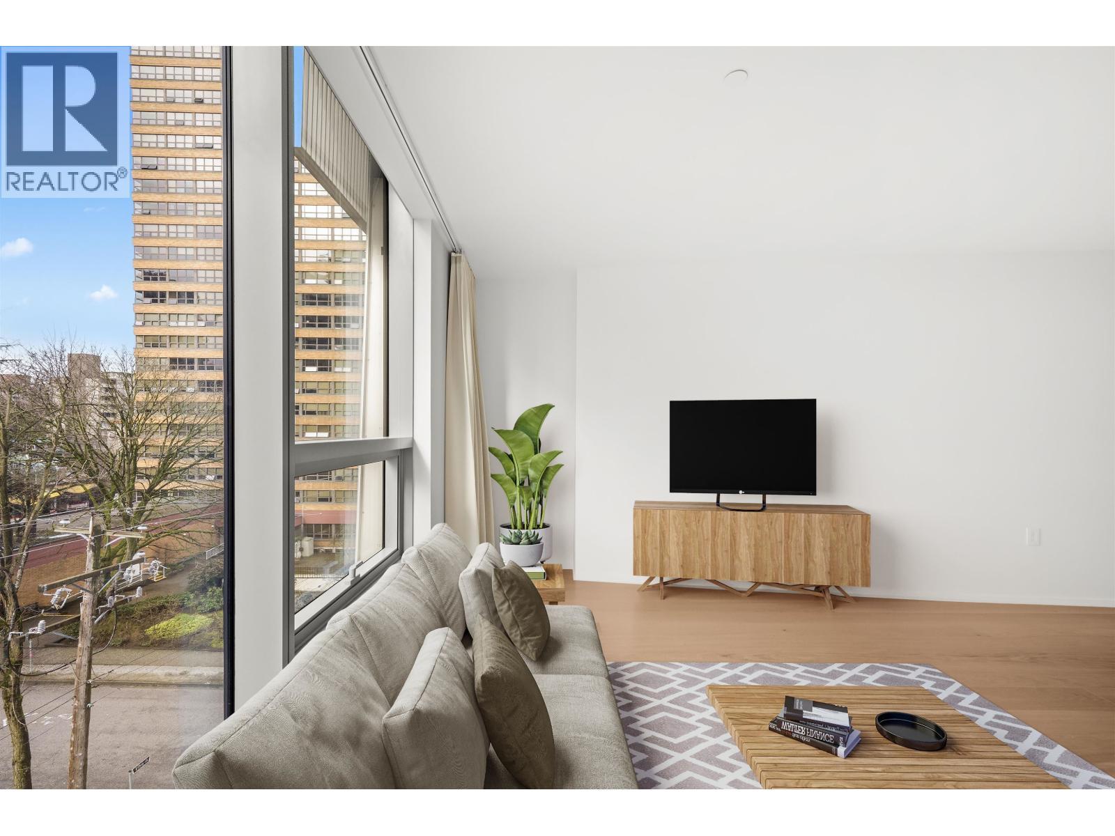 601 1568 Alberni Street, Vancouver, BC - Indoor