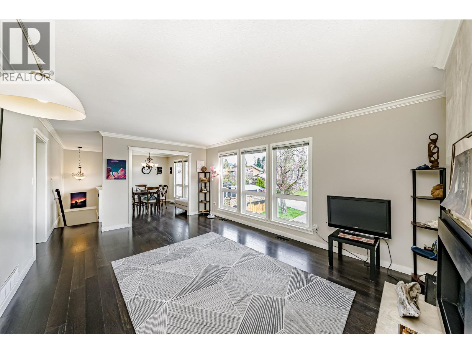 3151 Frey Place, Port Coquitlam, BC - Indoor