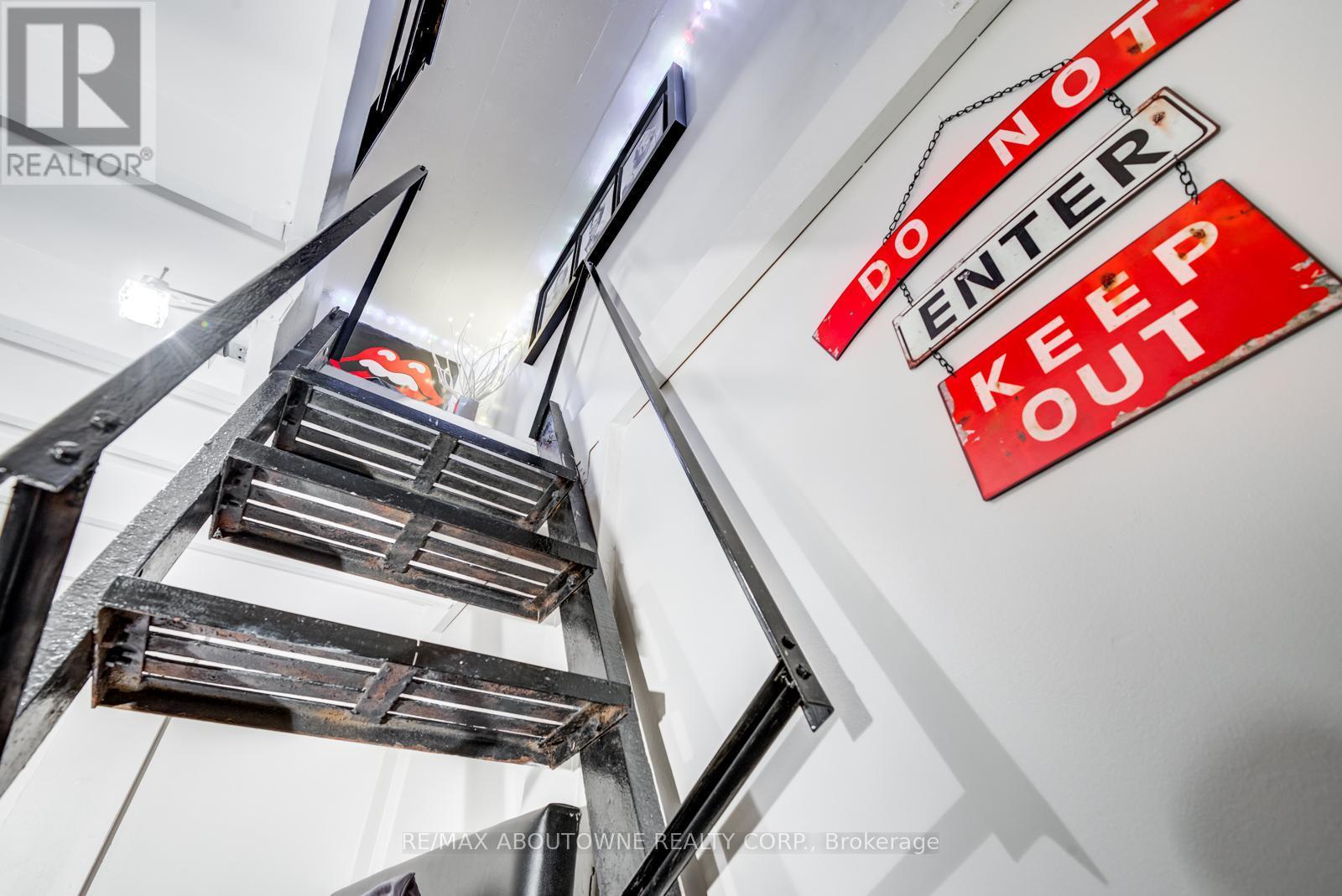 826 - 155 Dalhousie Street, Toronto, ON - Indoor Photo Showing Other Room