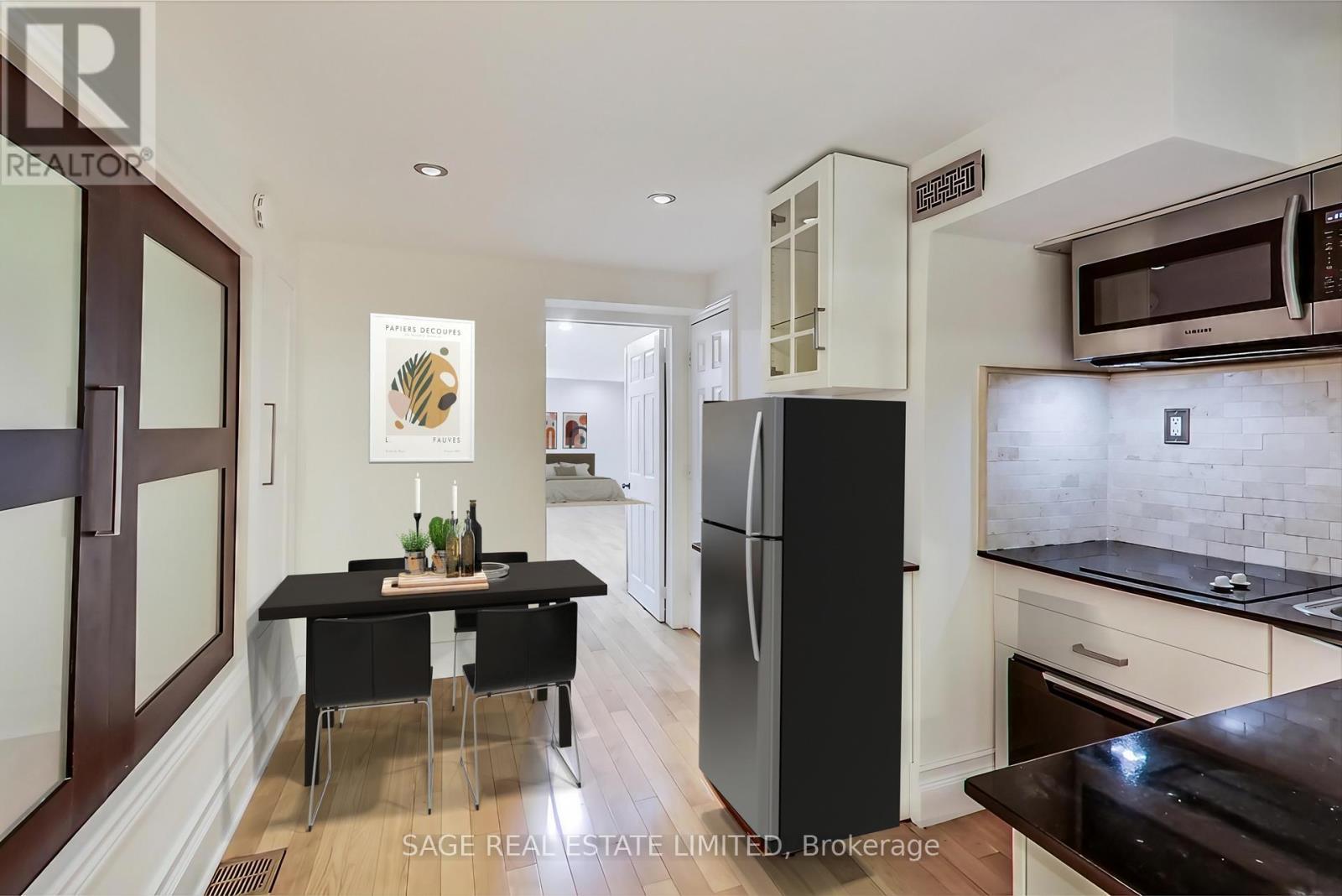 Lower - 41 Homewood Avenue, Toronto, ON - Indoor Photo Showing Kitchen