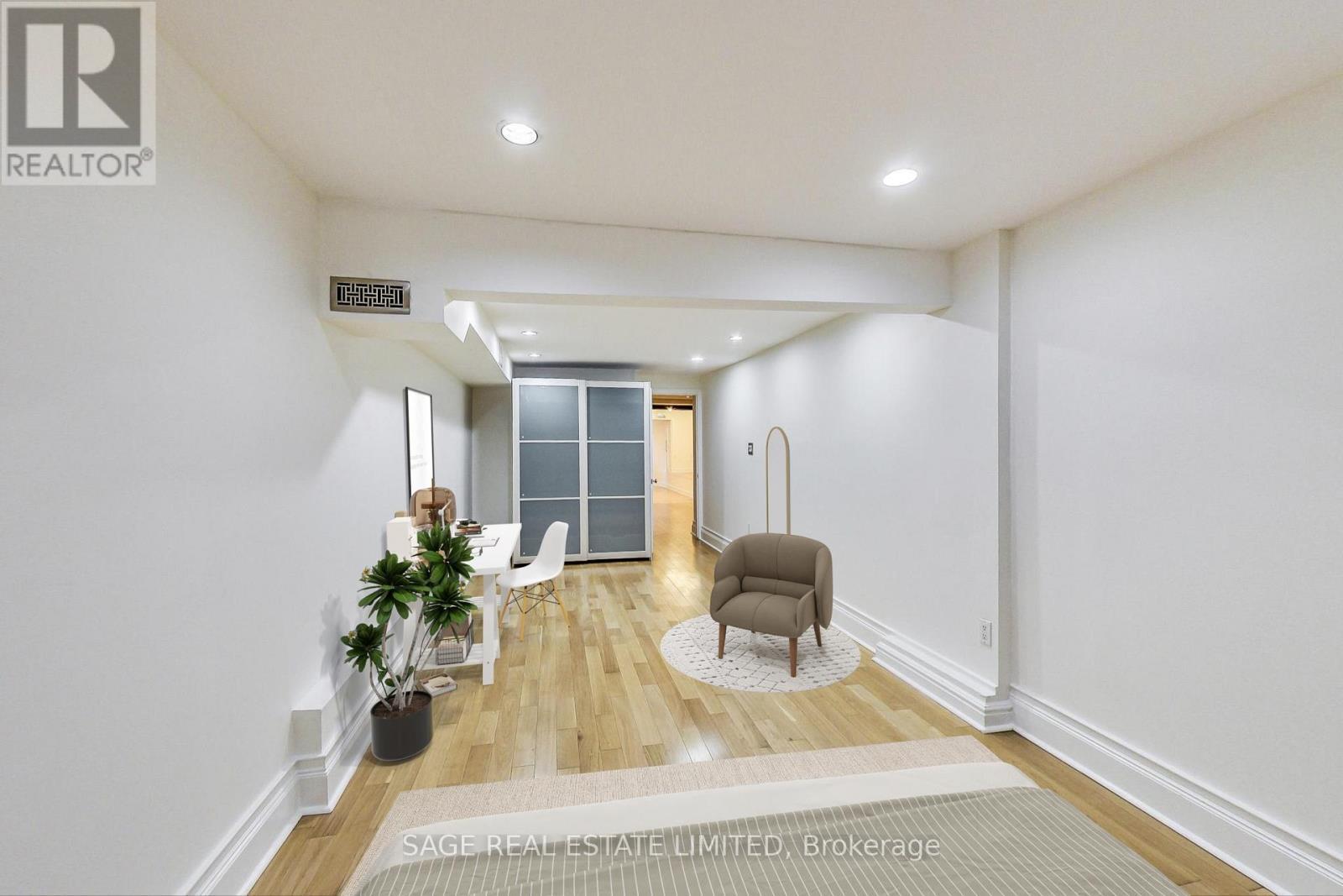 Lower - 41 Homewood Avenue, Toronto, ON - Indoor Photo Showing Other Room