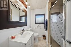 bathroom main house -