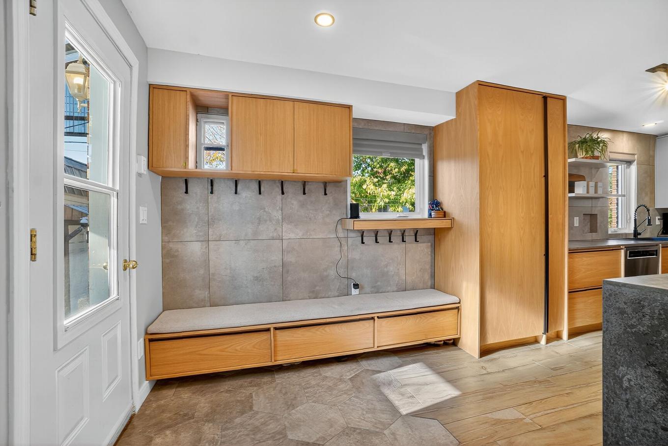 Hall d'entrée/Vestibule - 12370 6E Avenue (R.-D.-P.), Montréal (Rivière-Des-Prairies/Pointe-Aux-Trembles), QC - Indoor