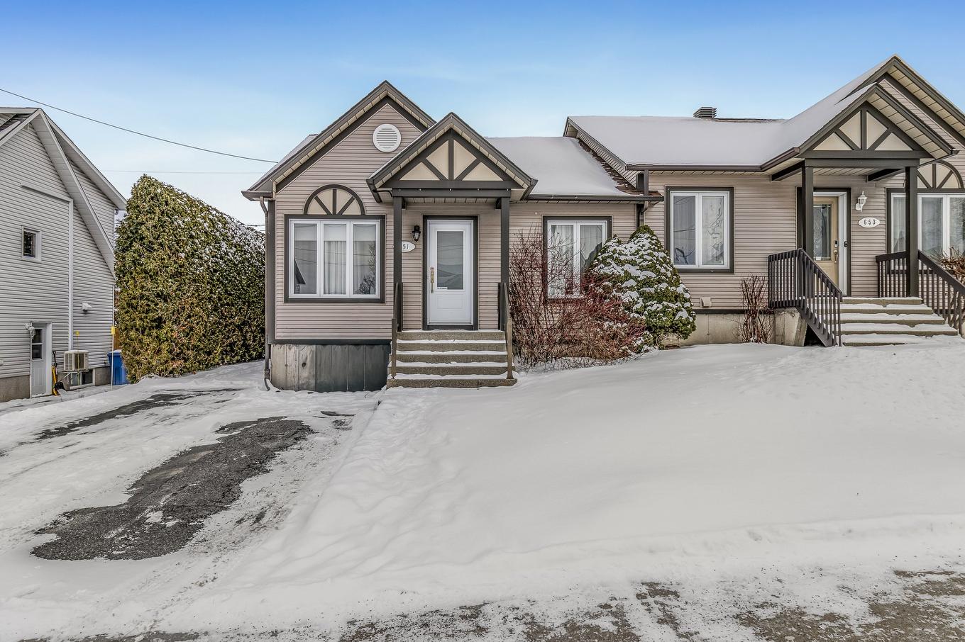 Façade - 651 Rue Delorme, Granby, QC - Outdoor With Facade