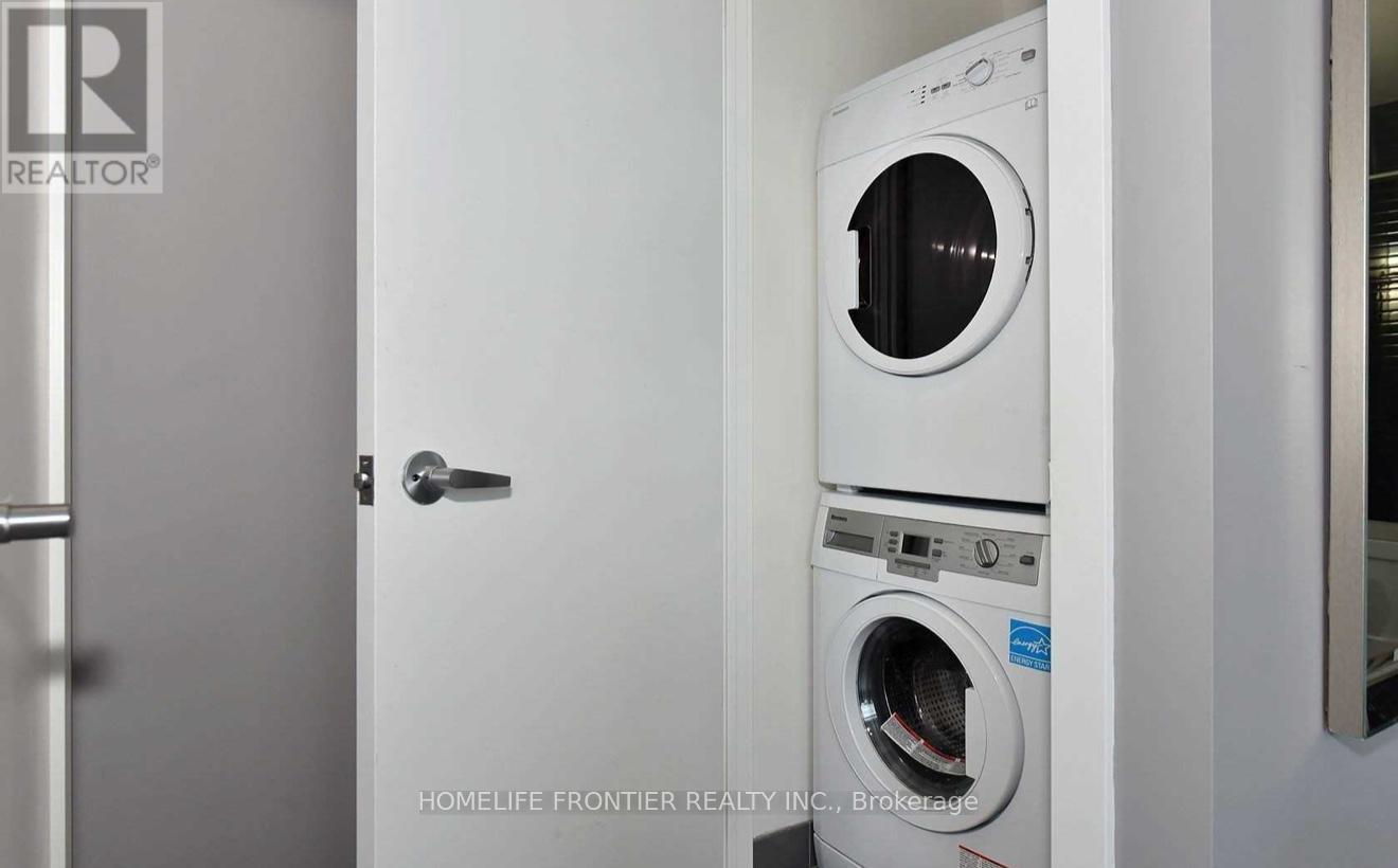 713 - 75 The Donway W, Toronto, ON - Indoor Photo Showing Laundry Room