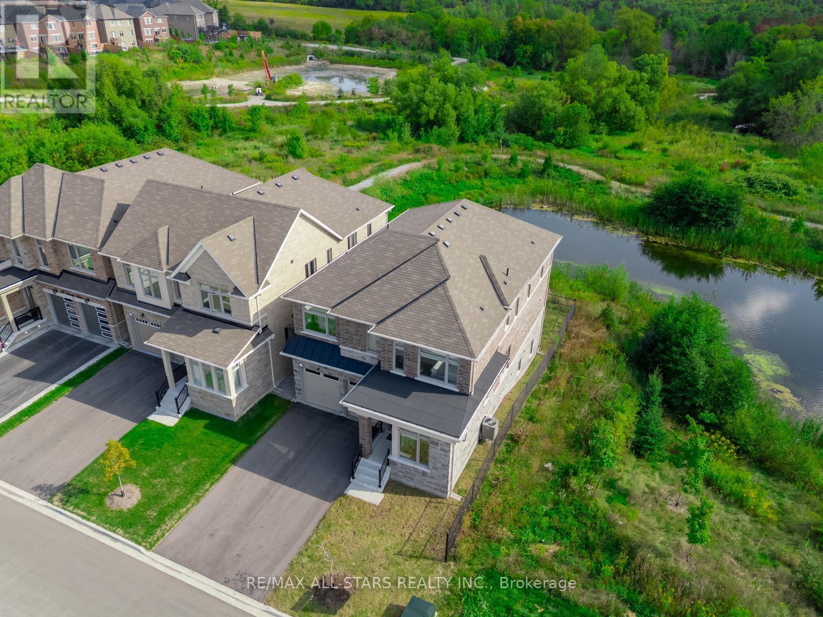 129 Busato Drive, Whitchurch-Stouffville, ON - Outdoor