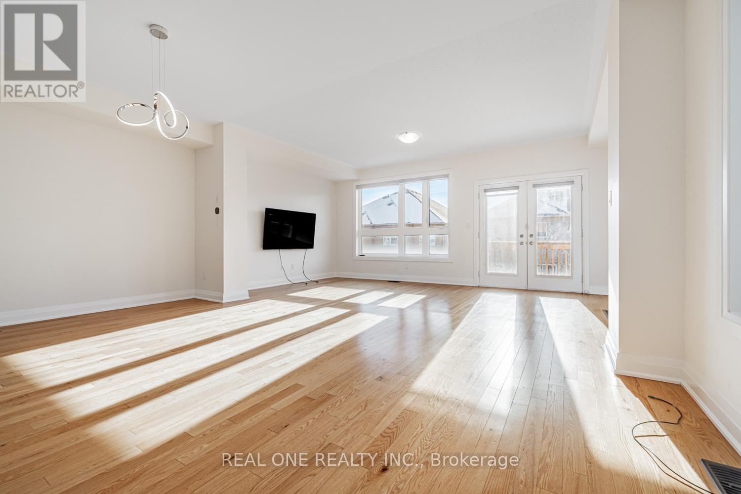 5 Gridiron Gate, Vaughan, ON - Indoor Photo Showing Other Room