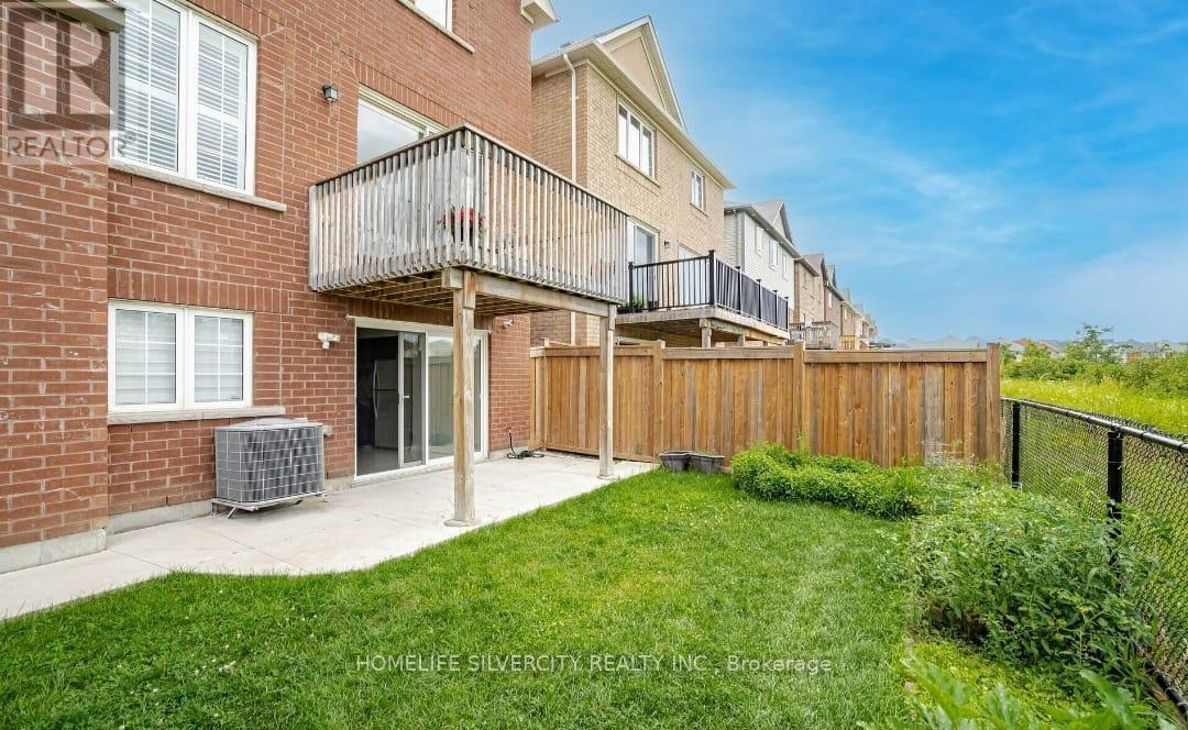 62 Tysonville Circle, Brampton, ON - Outdoor With Exterior