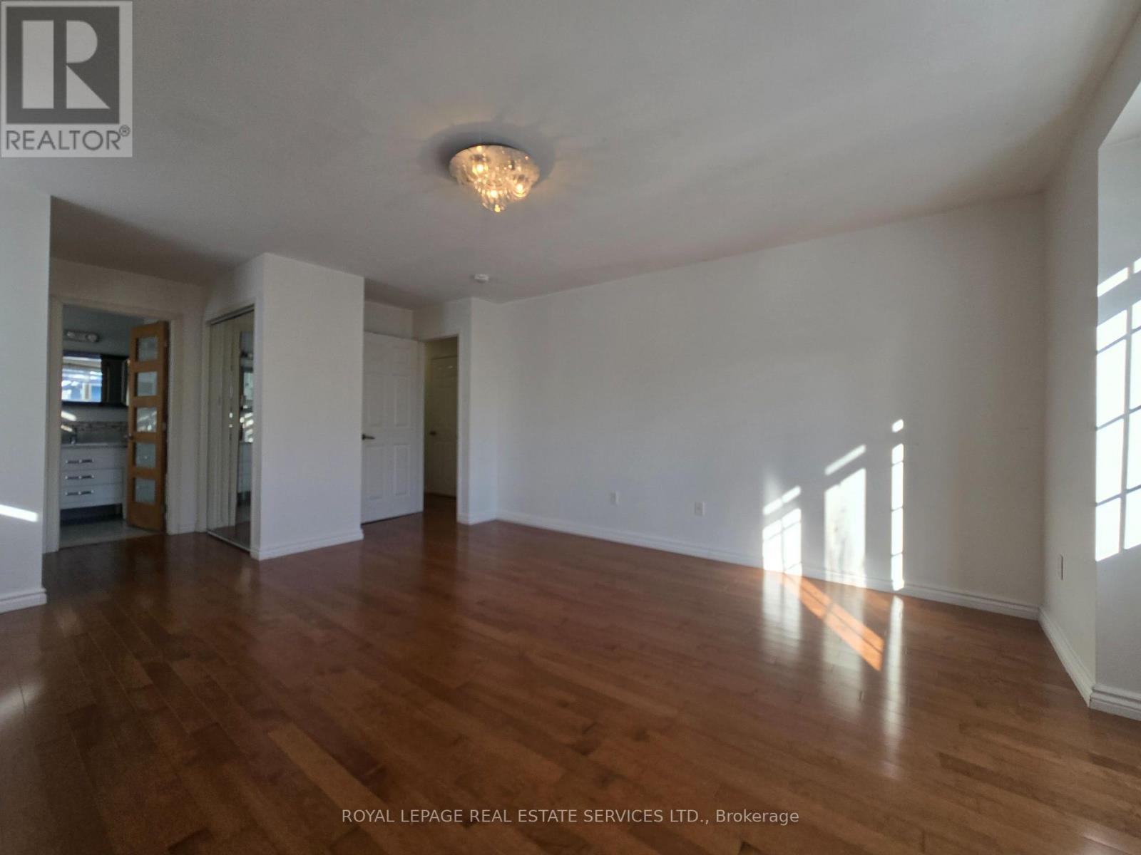 Upper - 2932 Cape Hill Crescent, Mississauga, ON