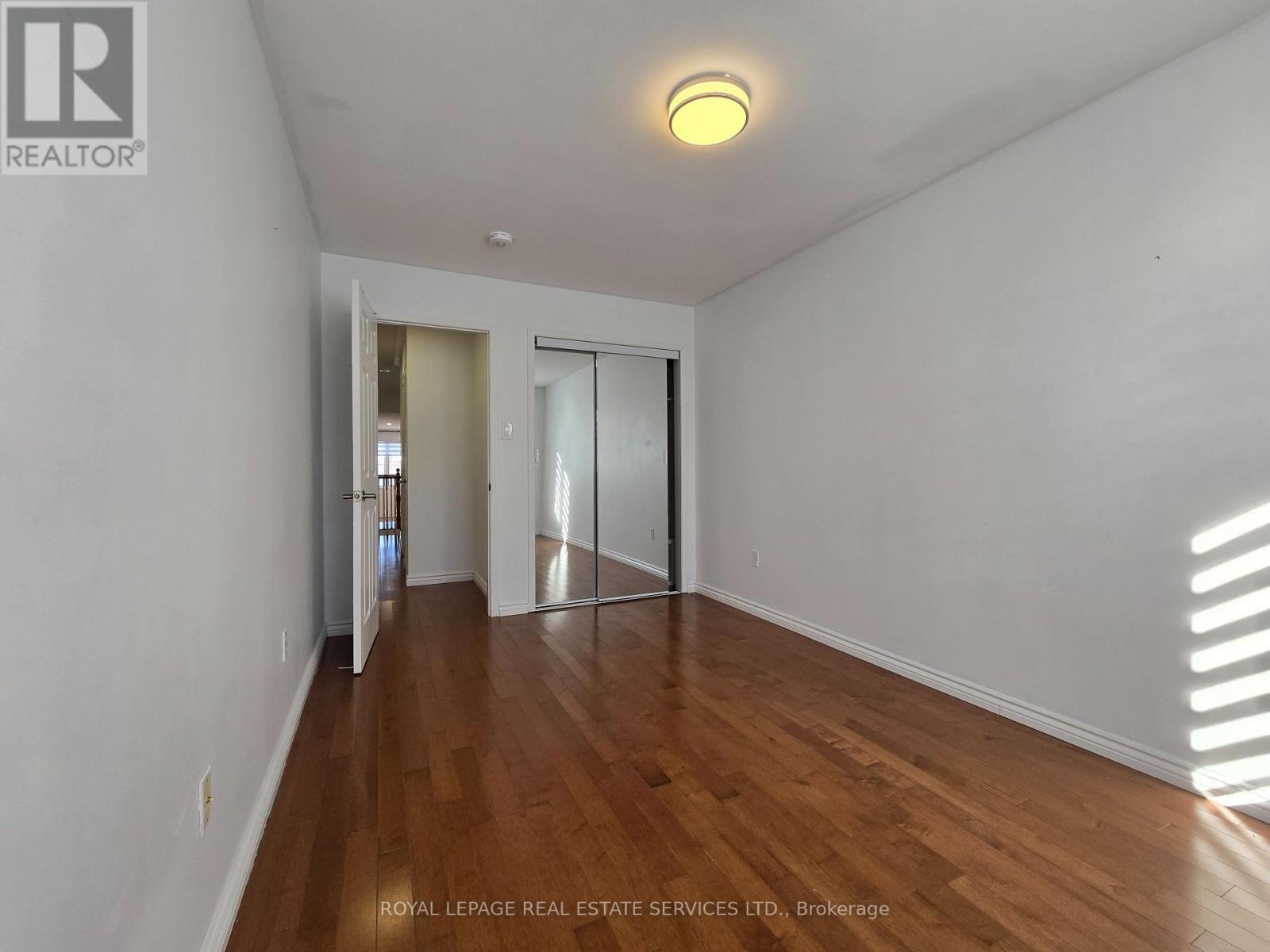 Upper - 2932 Cape Hill Crescent, Mississauga, ON