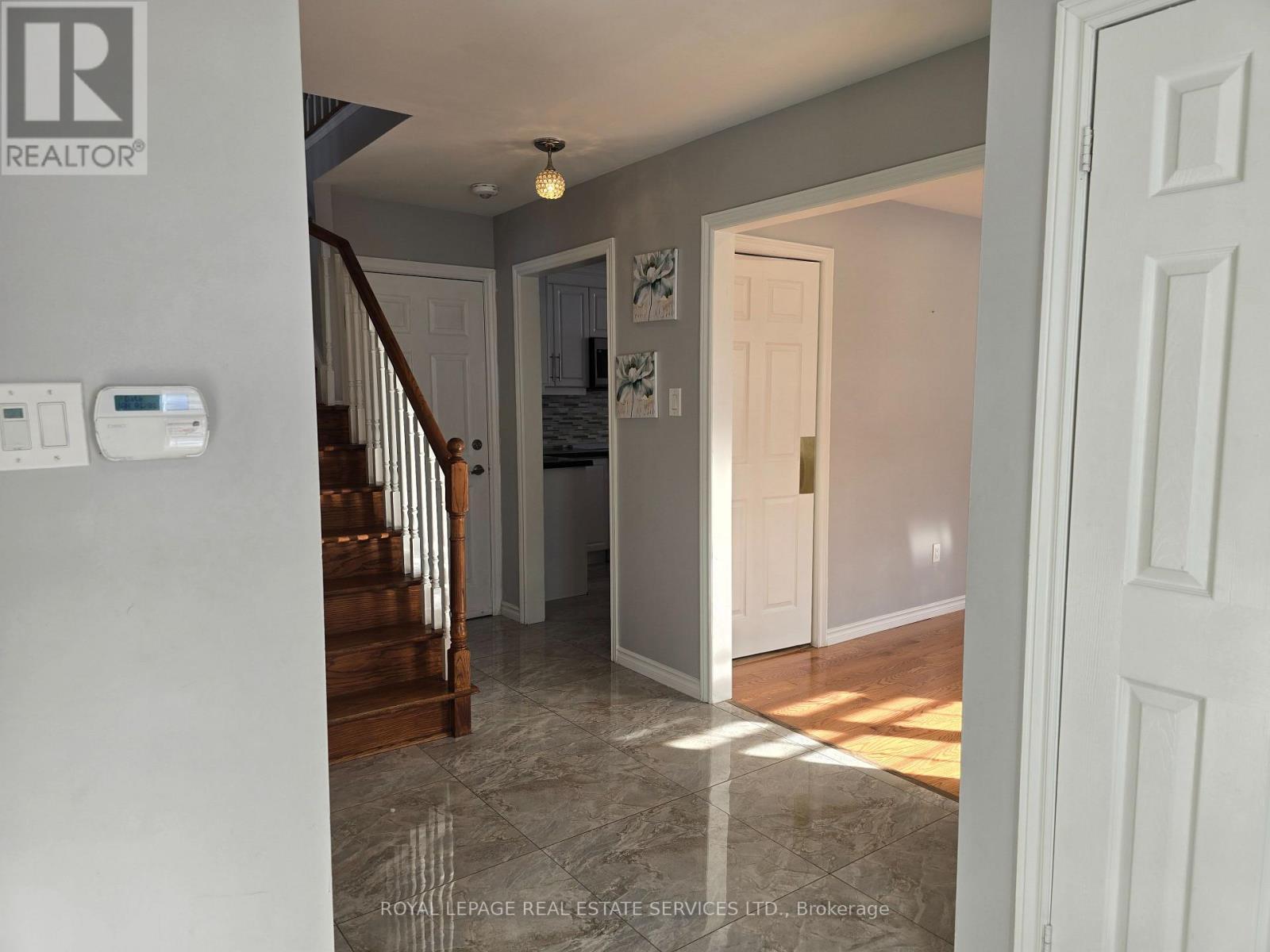 Upper - 2932 Cape Hill Crescent, Mississauga, ON