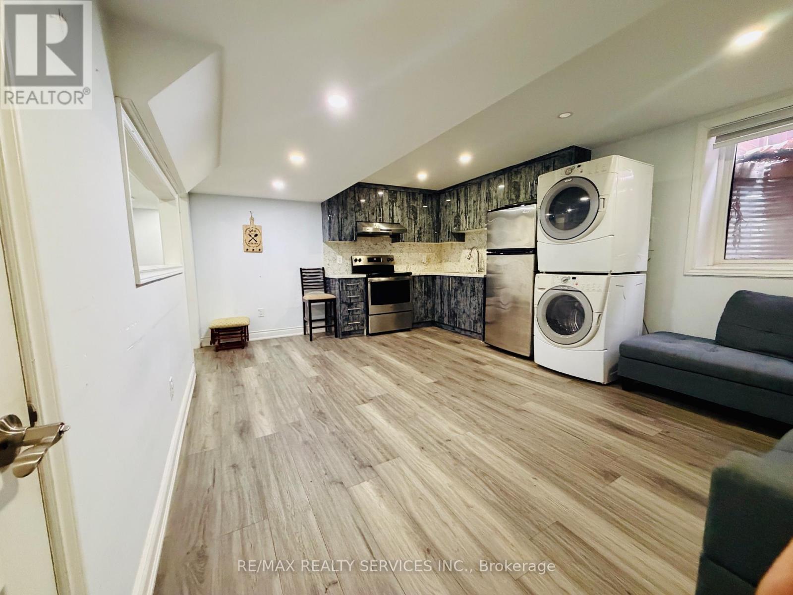 67 Larson Peak Road, Caledon, ON - Indoor