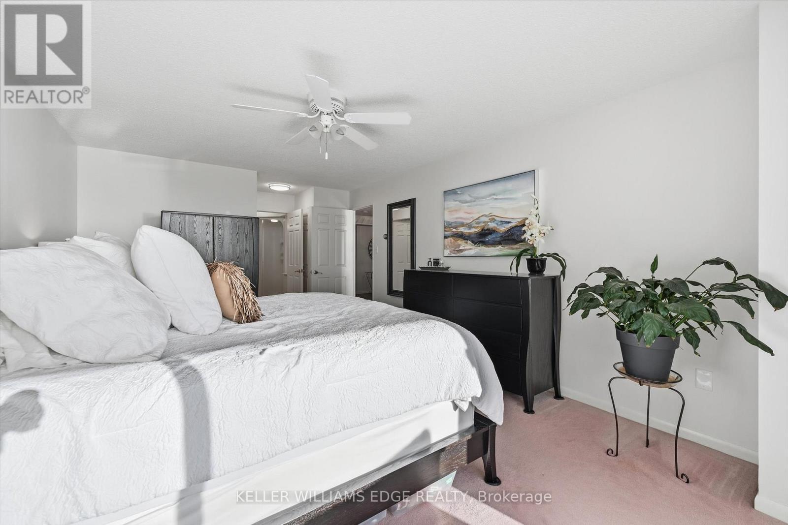 Primary Bedroom with access to Balcony - 1808 - 2170 Marine Drive, Oakville, ON - Indoor Photo Showing Bedroom