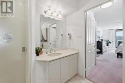 Primary Ensuite Soaker Tub & His/Hers vanities -