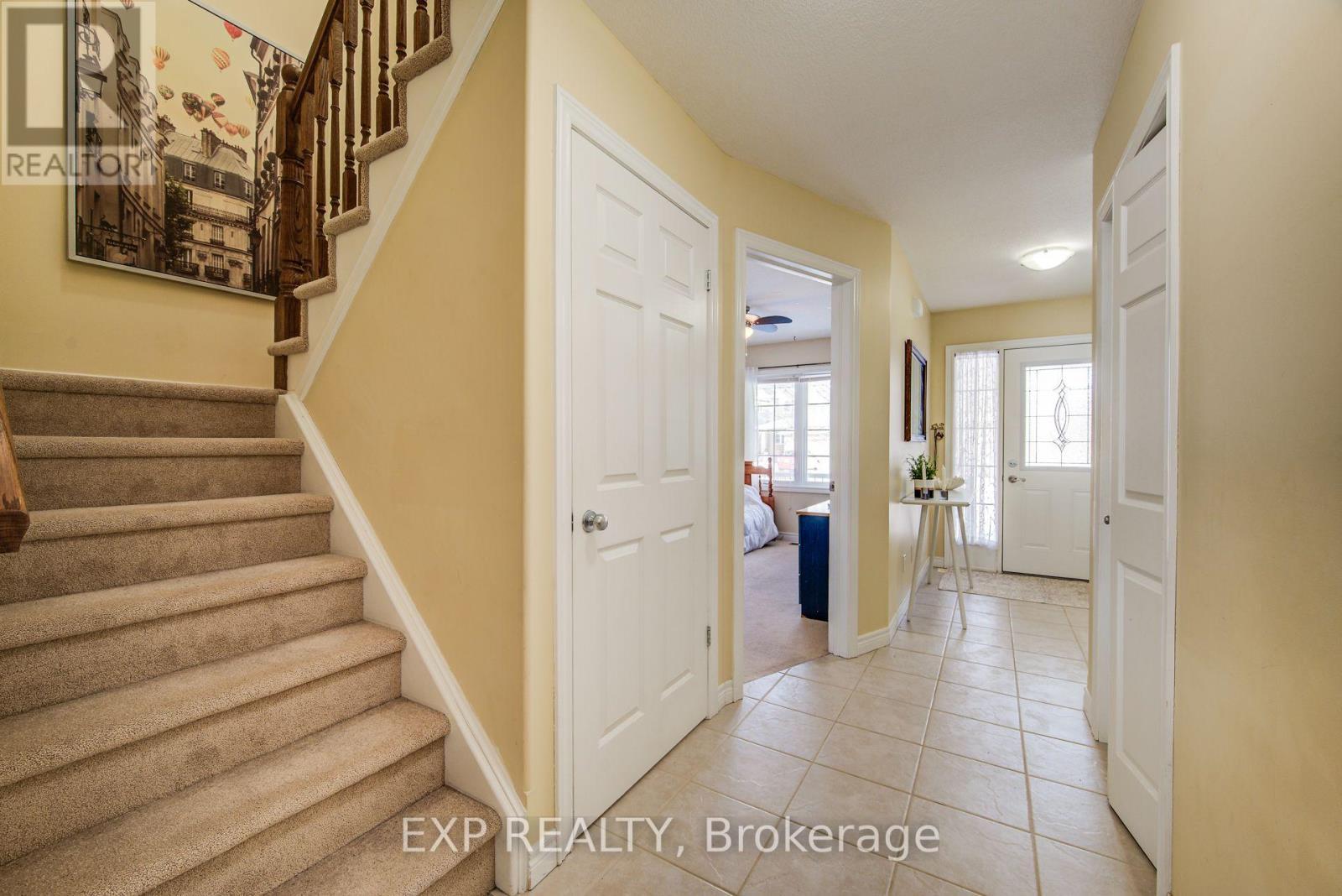 36 Washburn Drive, Guelph, ON - Indoor Photo Showing Other Room