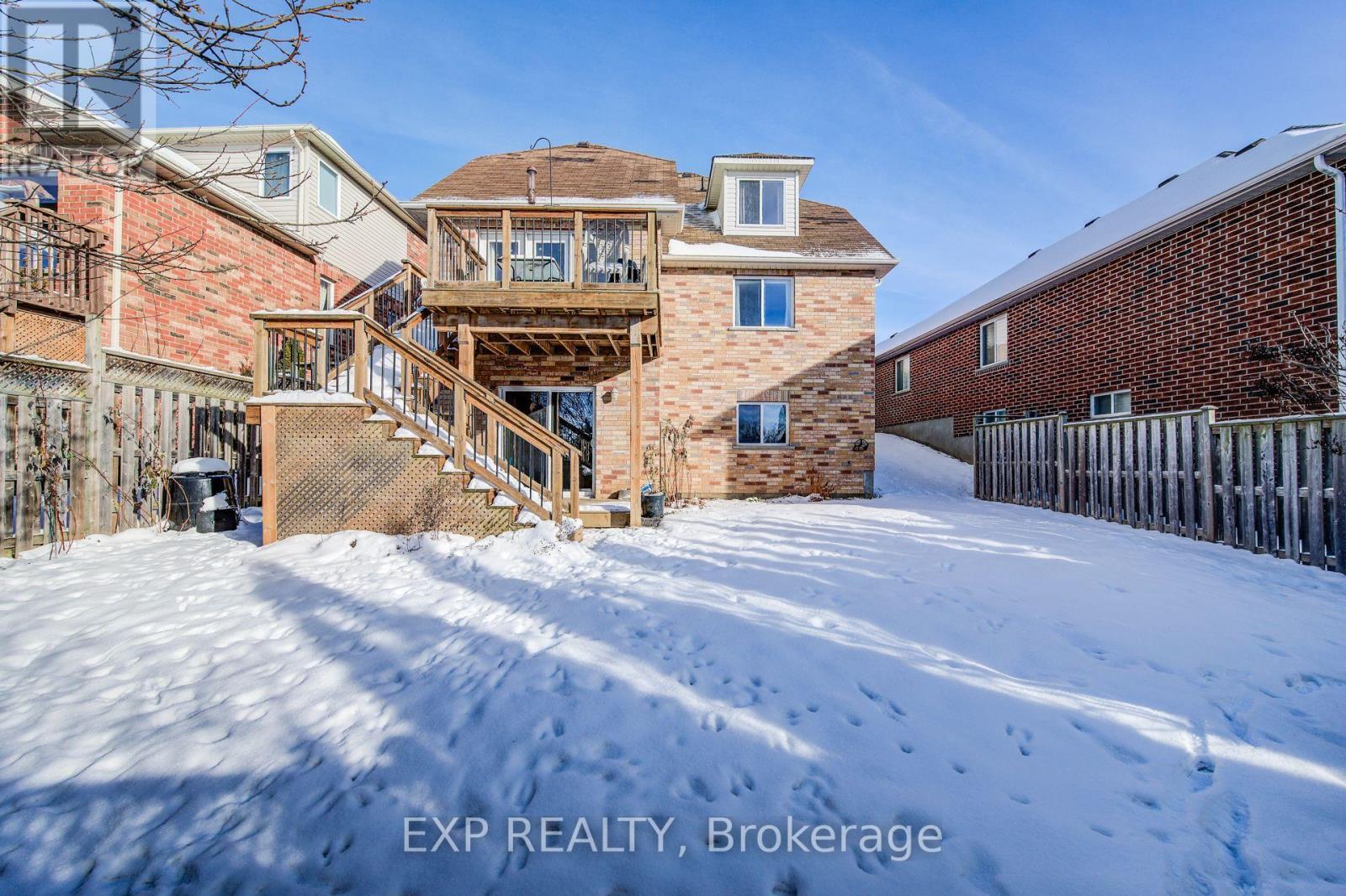 36 Washburn Drive, Guelph, ON - Outdoor