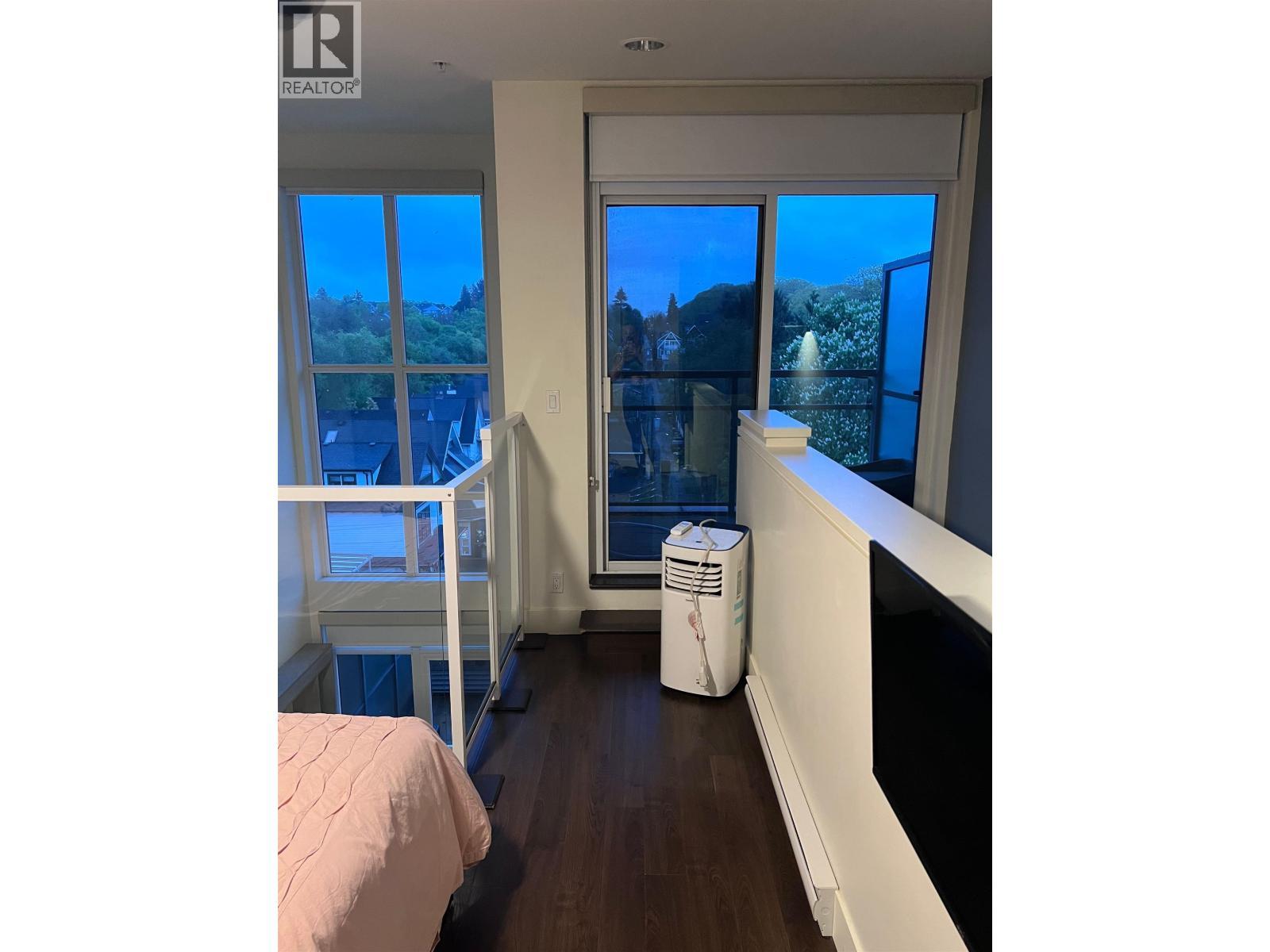 404 2250 Commercial Drive, Vancouver, BC - Indoor