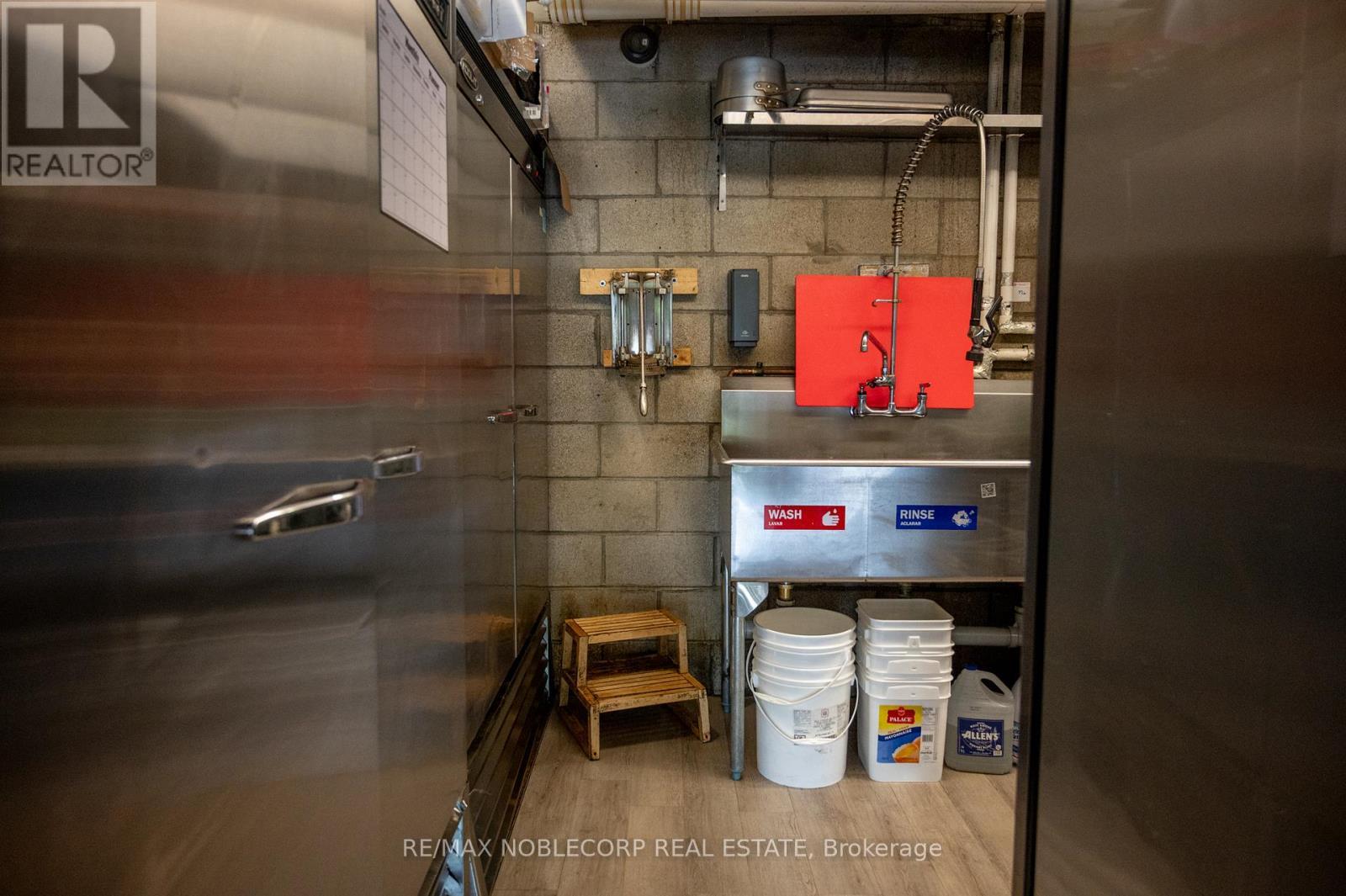 1205 Queen Street W, Toronto, ON