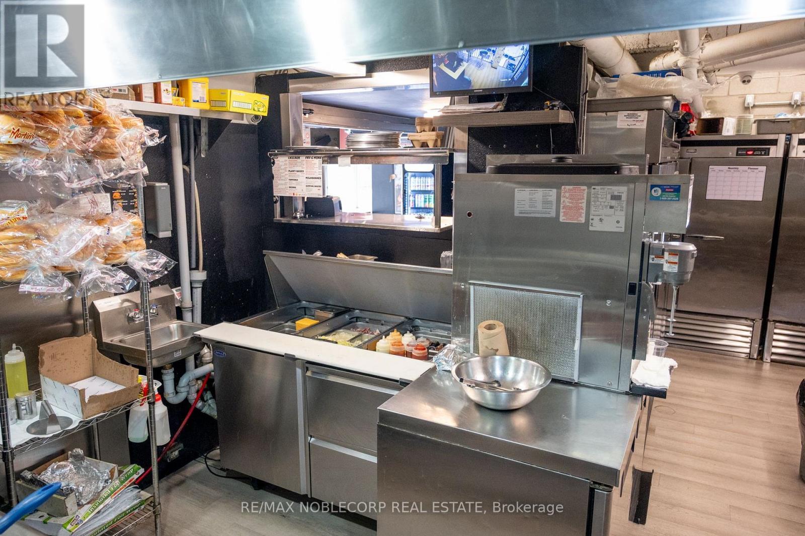 1205 Queen Street W, Toronto, ON