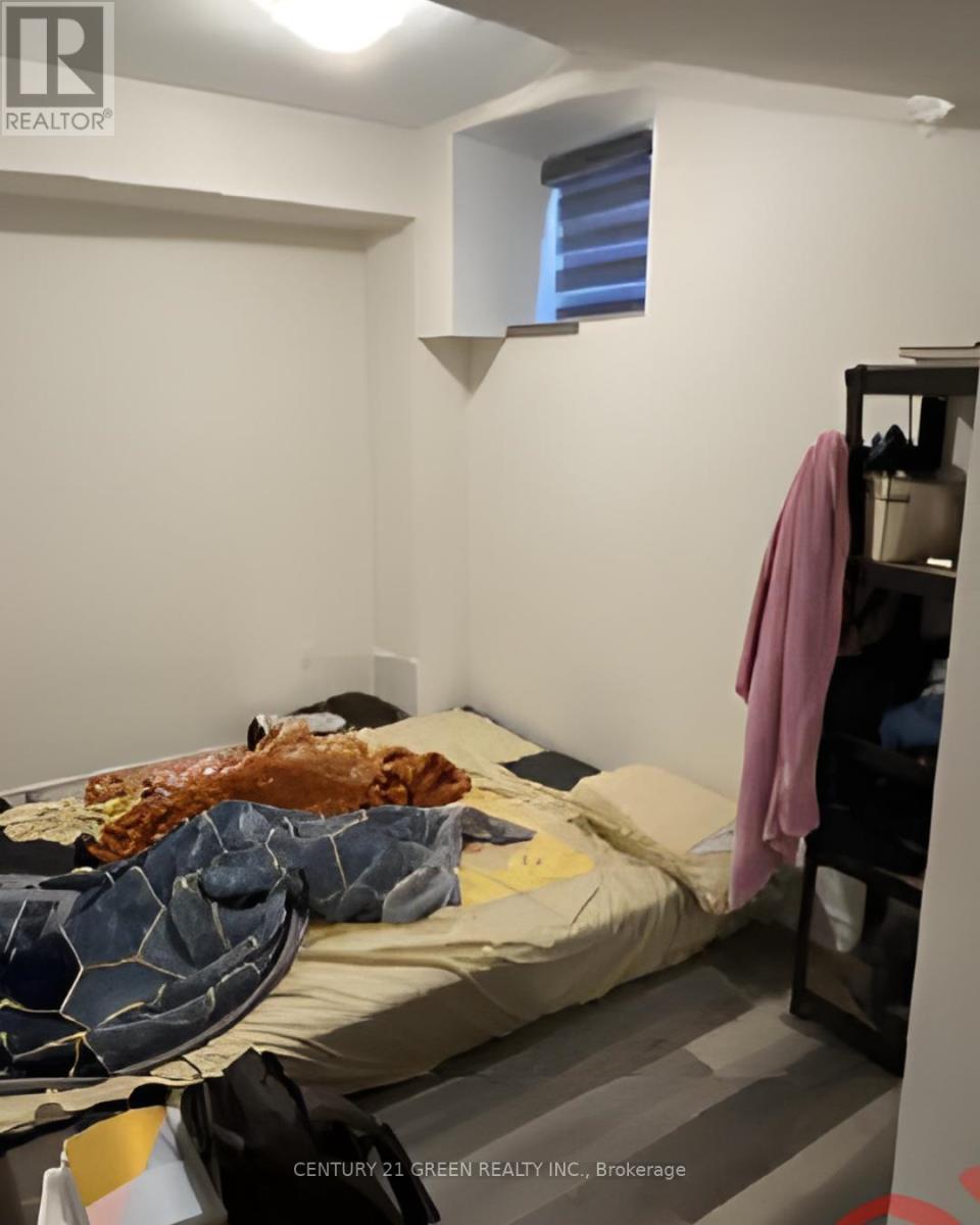 3943 Koenig Road, Burlington, ON